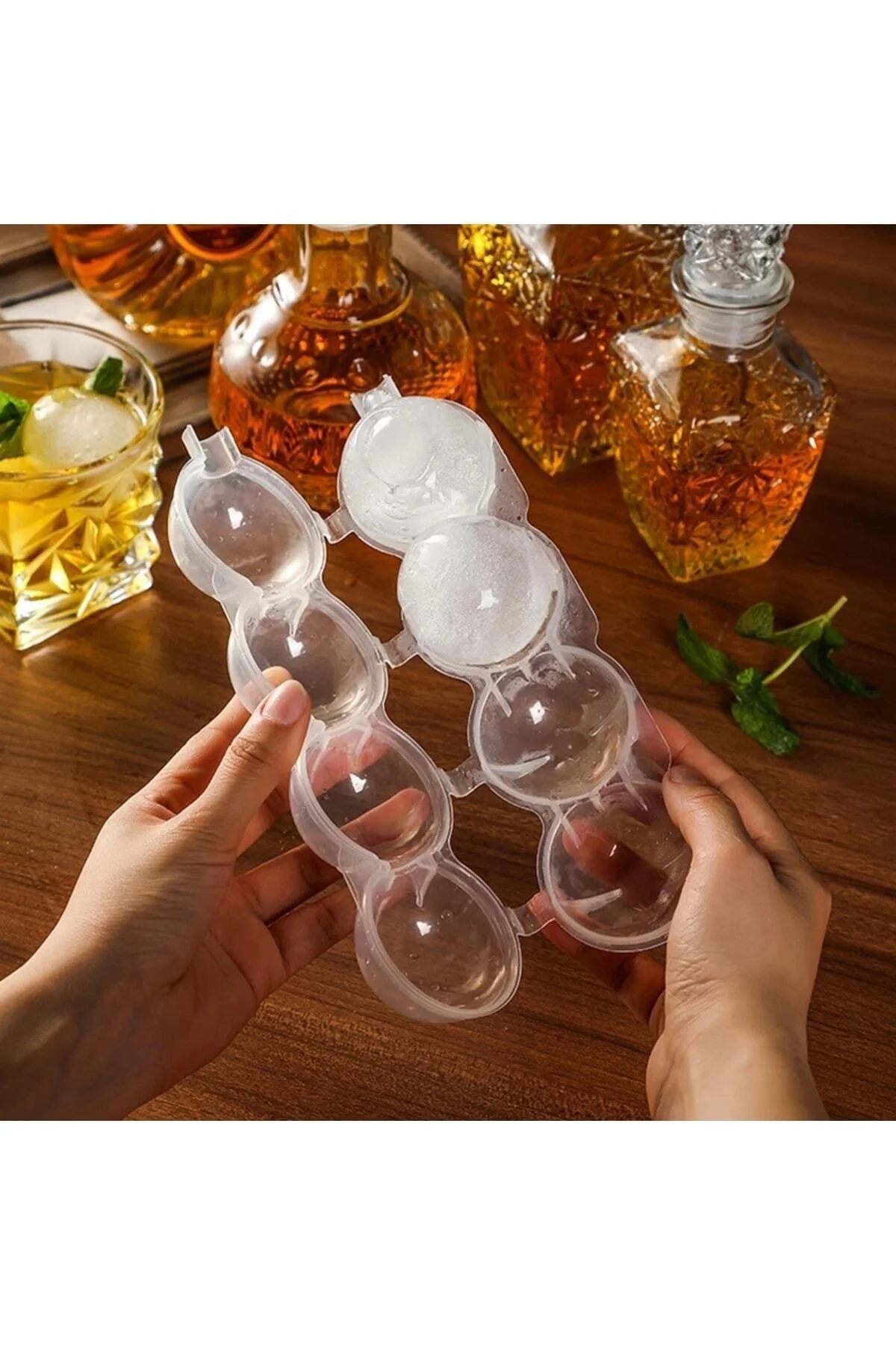 Pratik 4 Lü Top Buz Kalıbı Sihirli Küre Buzluk Pratik 4 Lü Top Buz Kalıbı Sihirli Küre Buzluk
