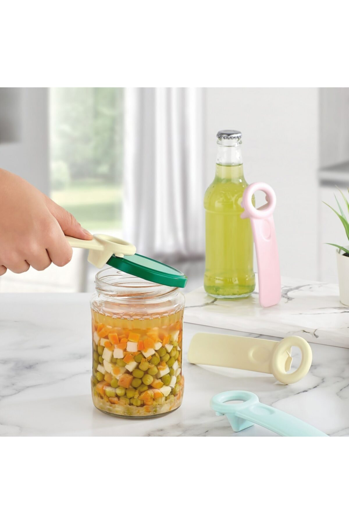 Pratik Kavanoz Açacağı