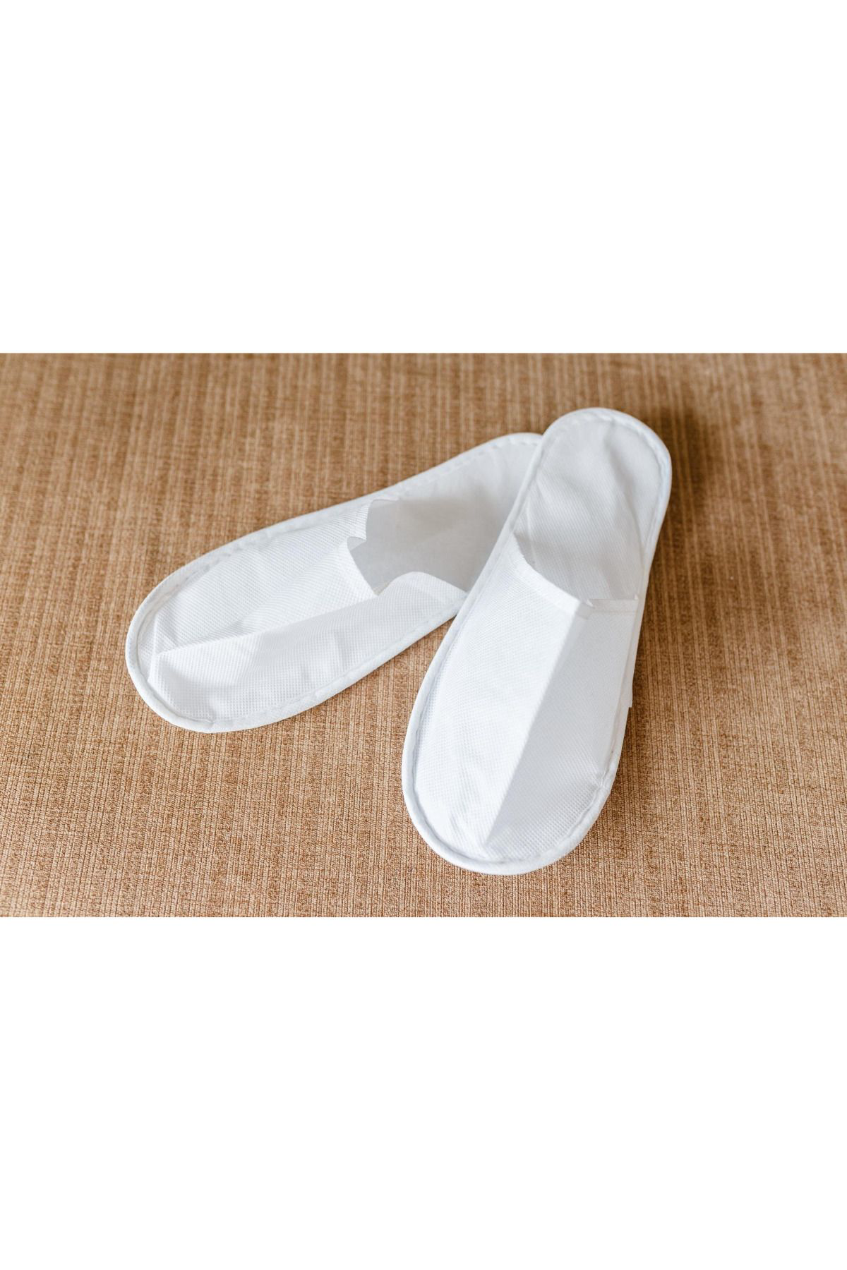 Otel Bukleti Pratik Ve Hijyenik 4.5 Mm Polietilen Taban Otel Terliği 12 Çift B