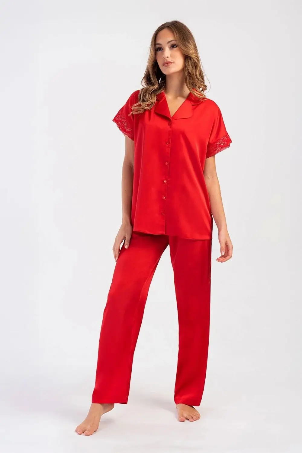 Premium Saten Çeyizlik Pijama Takımı – Kore İpeği Dokusu, Dantel
