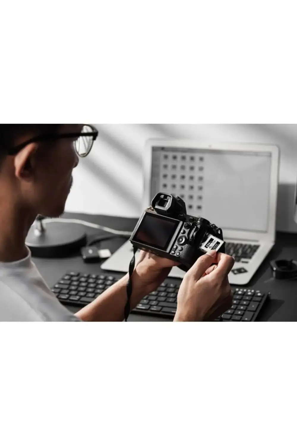 Professional Silver Series CFexpress Type-B 512 GB Hafıza Kartı