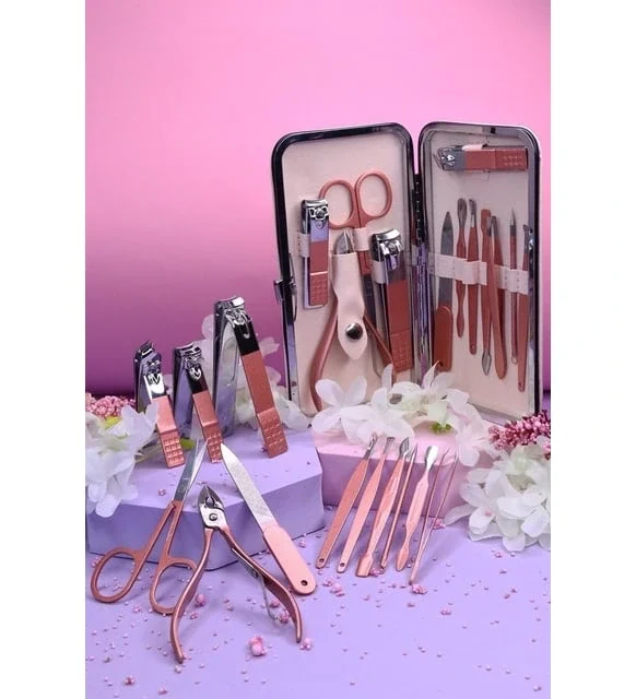 Profesyonel Çantalı Tırnak Bakım Manikür Seti Pembe Renk 12 Parça Profesyonel Çantalı Tırnak Bakım Manikür Seti Pembe Renk 12 Parça