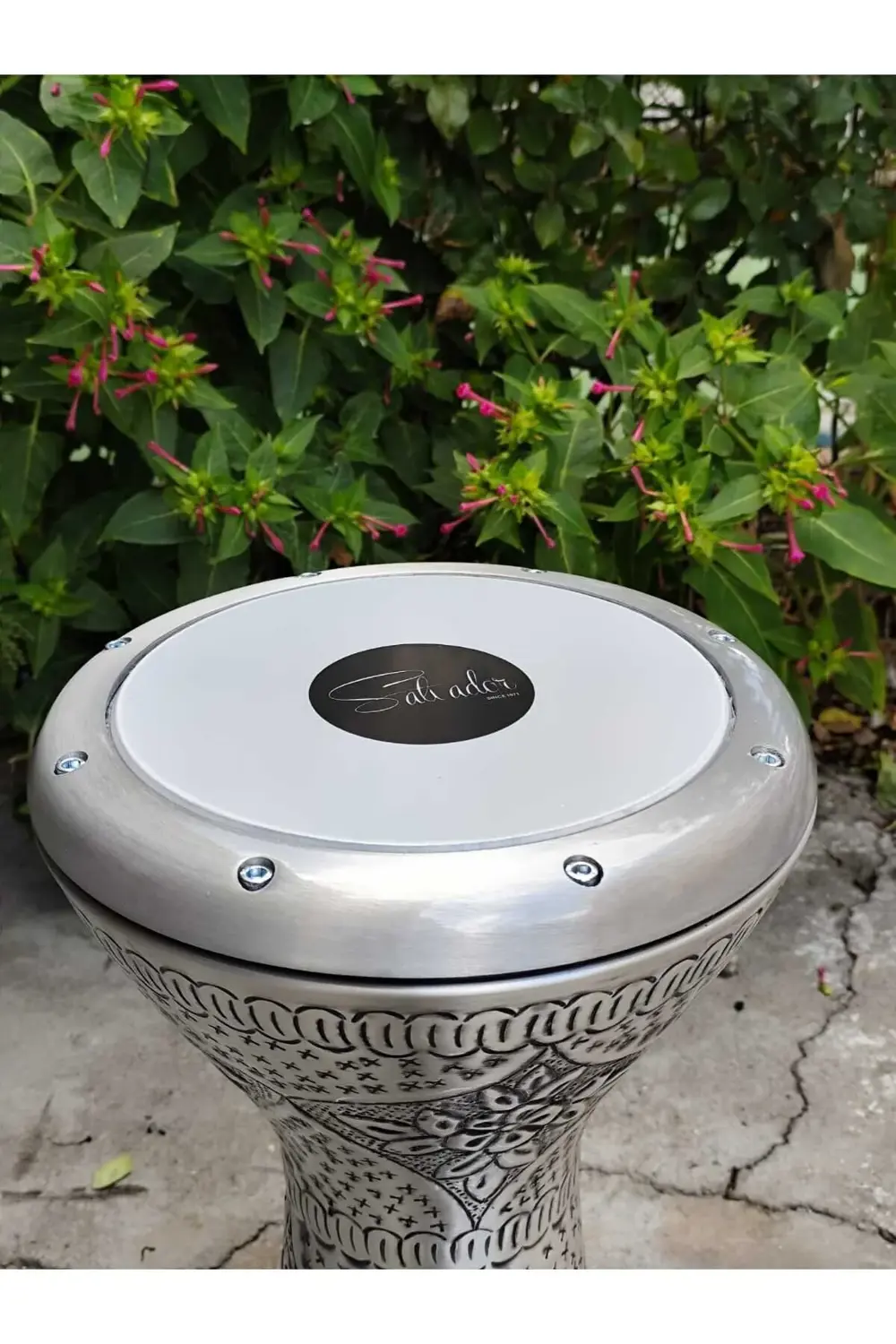 Profesyonel Işlemeli Desenli Döküm Darbuka Mısır Çömlek Darbuka -