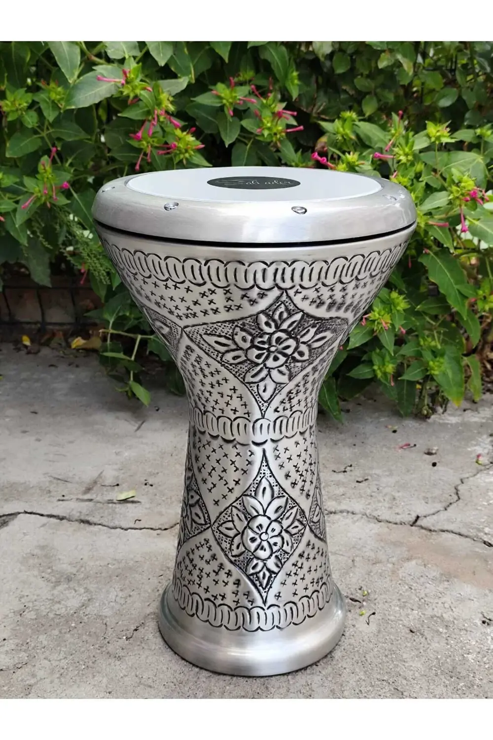 Profesyonel Işlemeli Desenli Döküm Darbuka Mısır Çömlek Darbuka -