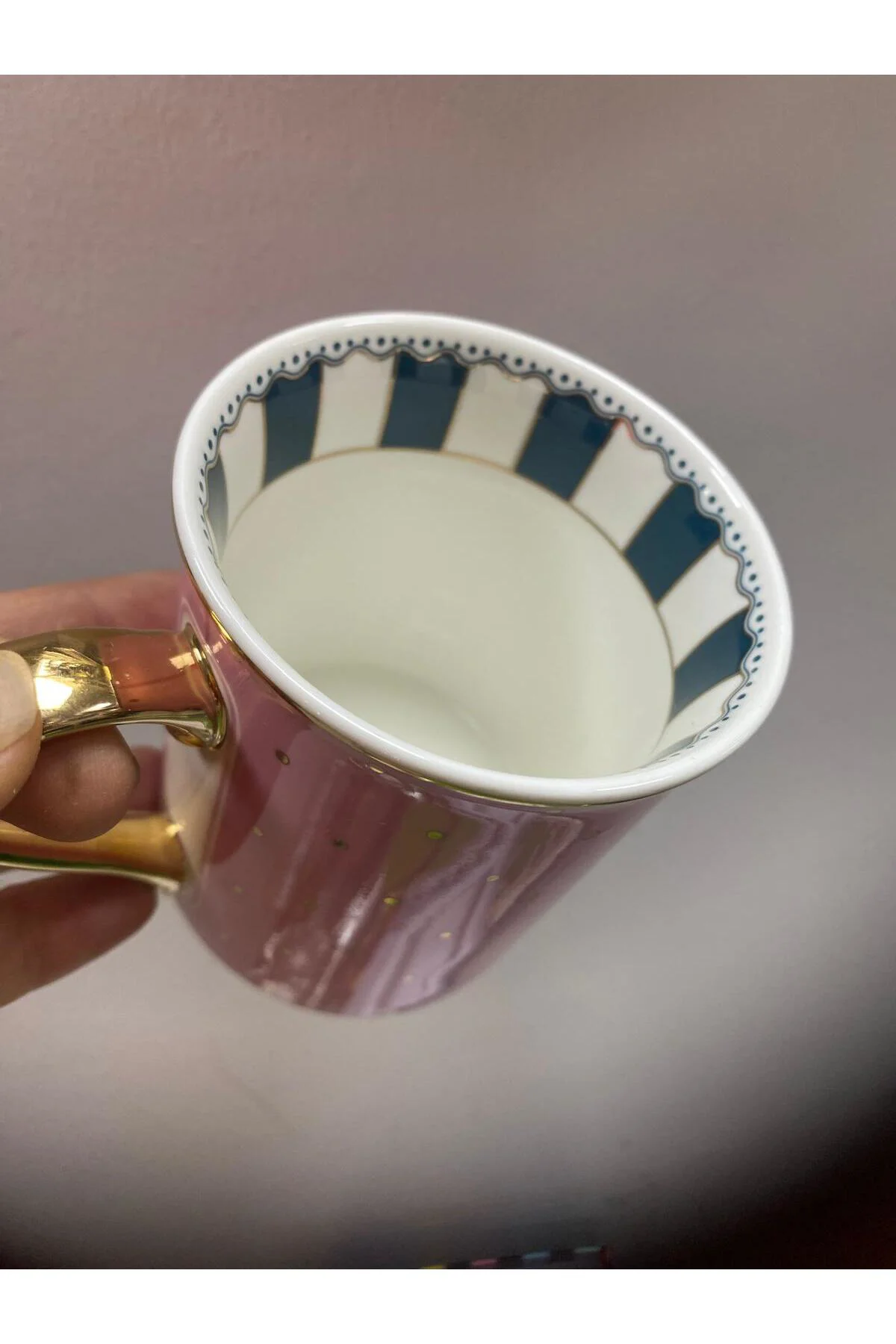 Puantiyeli Porselen Yaldızlı Kupa Renkli 200 ML