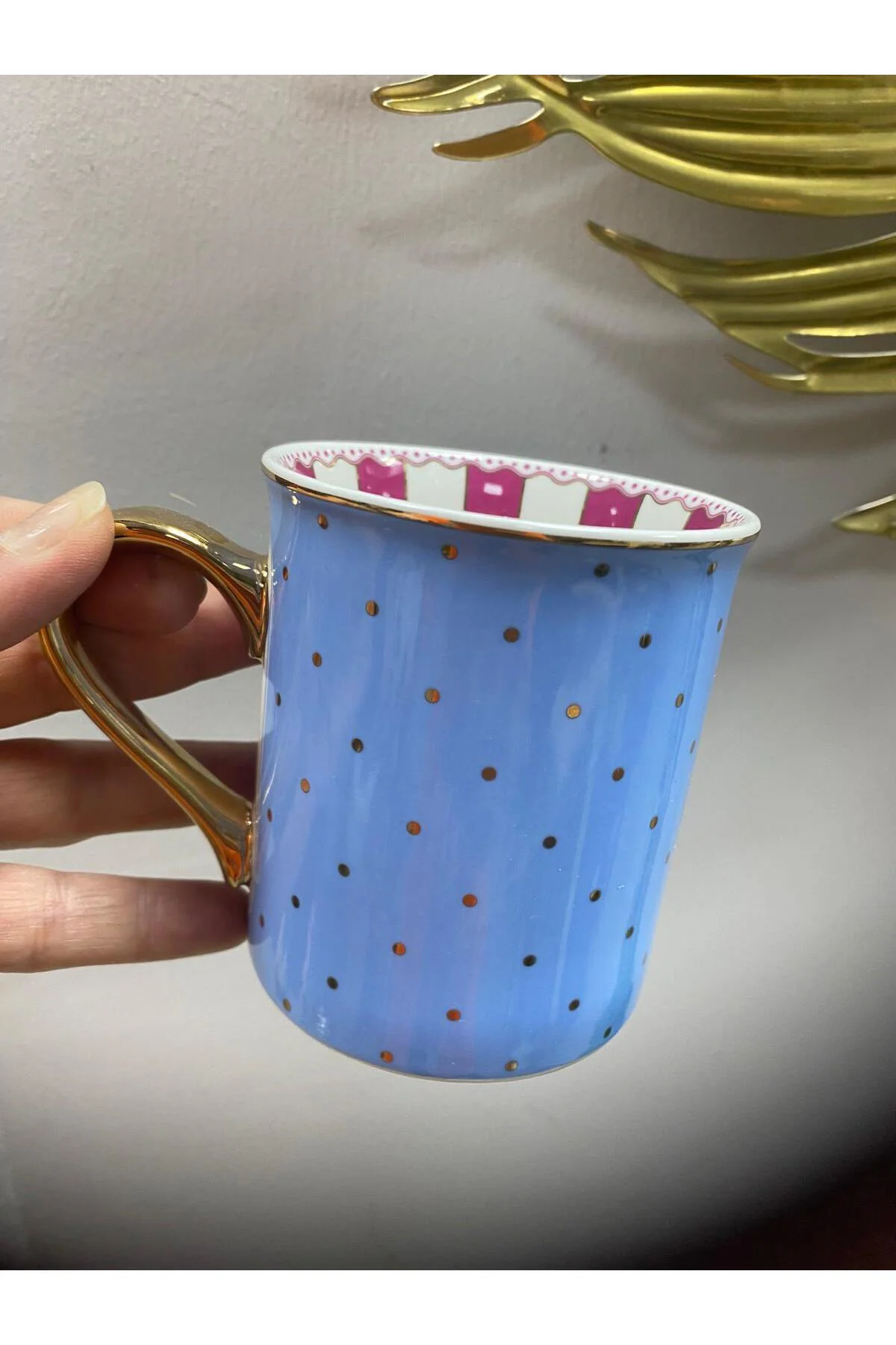 Puantiyeli Porselen Yaldızlı Kupa Renkli 200 ML