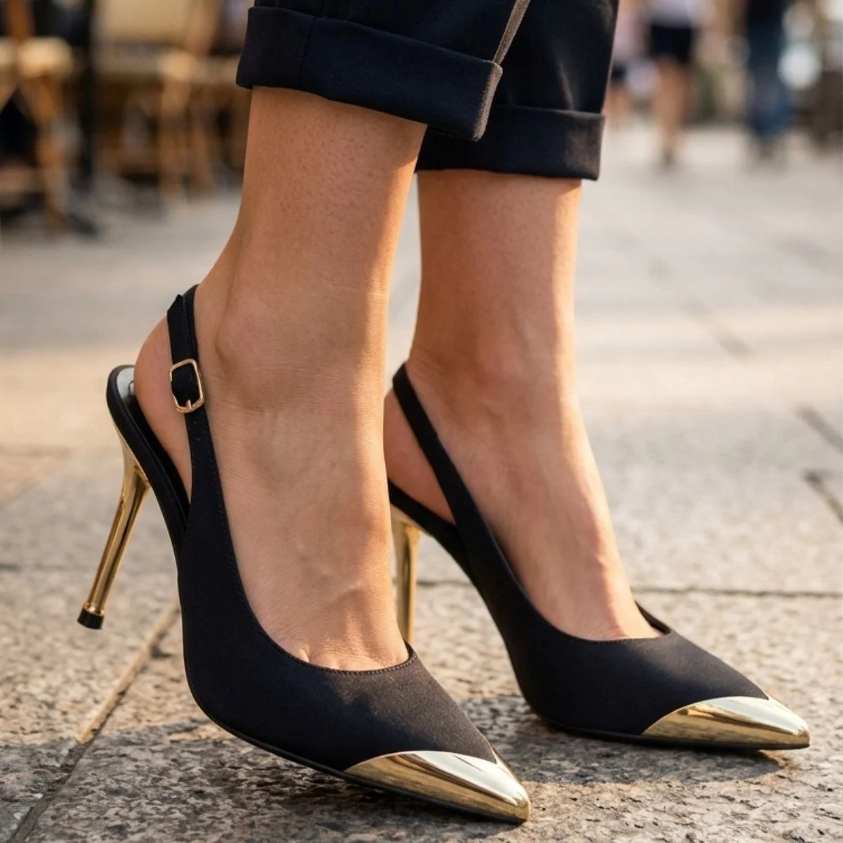 Puen Siyah Saten Stiletto Ayakkabı Puen Siyah Saten Stiletto Ayakkabı