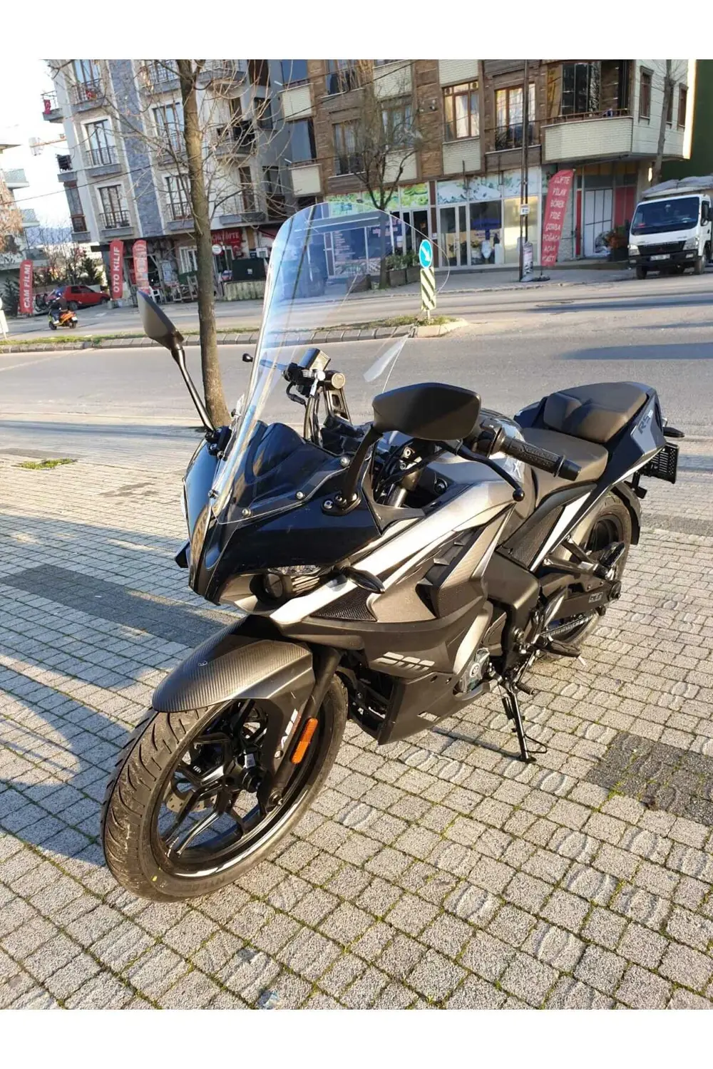 Pulsar RS 200 Siperlik Ön Cam 2015-2025 Model 56cm Şeffaf Renkli