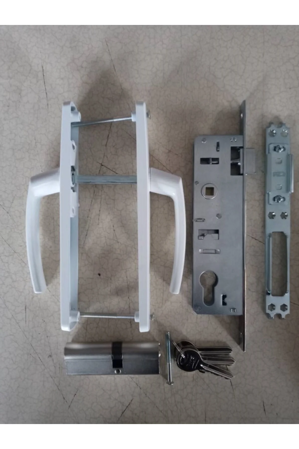 Pvc - Pen Silindirli Kapı Kolu Kilit Seti