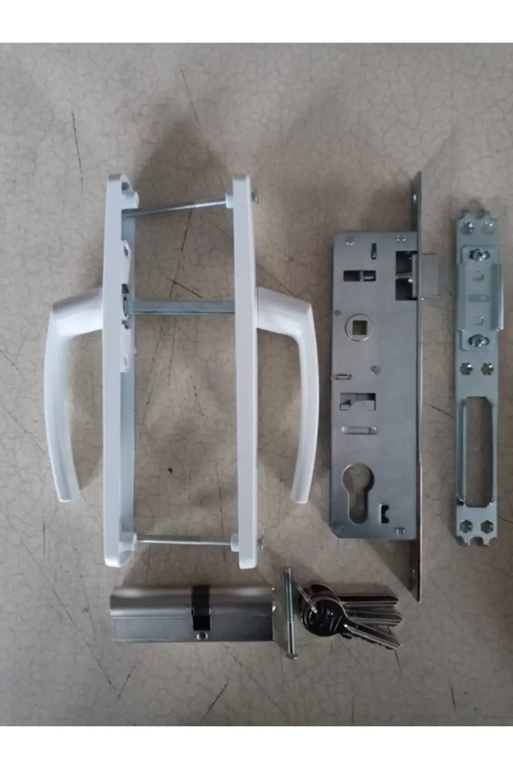 Pvc - Pen Silindirli Kapı Kolu Kilit Seti