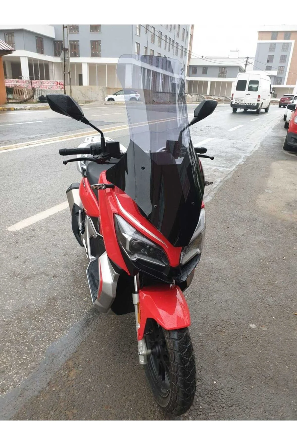 QJ ATR 250 Ön Cam 2023-2026 Model 78cm Füme Renkli 4mm UZUN