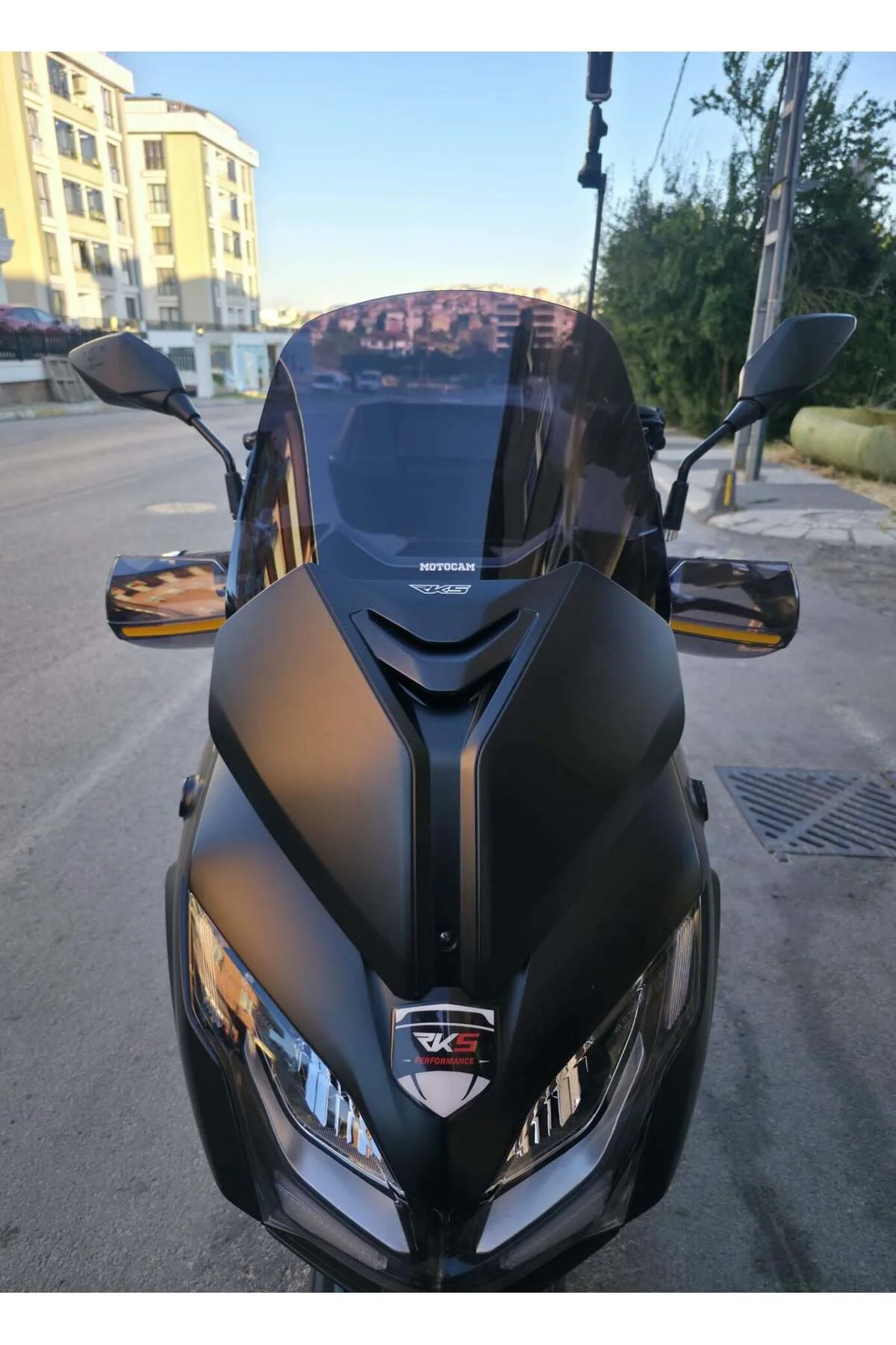 QJ Fort 350 EVO Ön Cam 2025-2026 Model 51cm Siyah Renkli 4mm