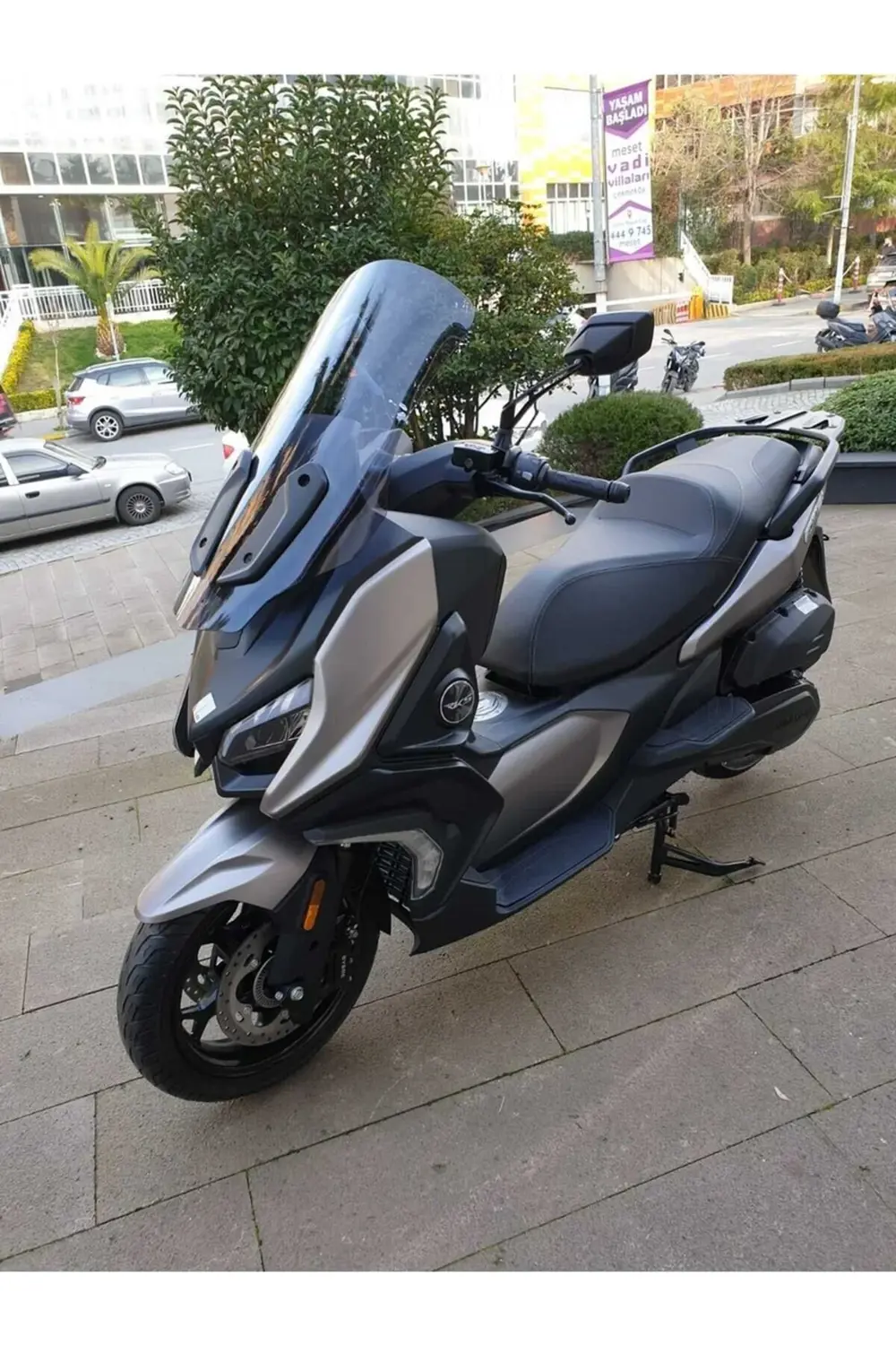 QJ Fort 350 Ön Cam 2023-2025 Model 74cm Füme Renkli 4mm UZUN