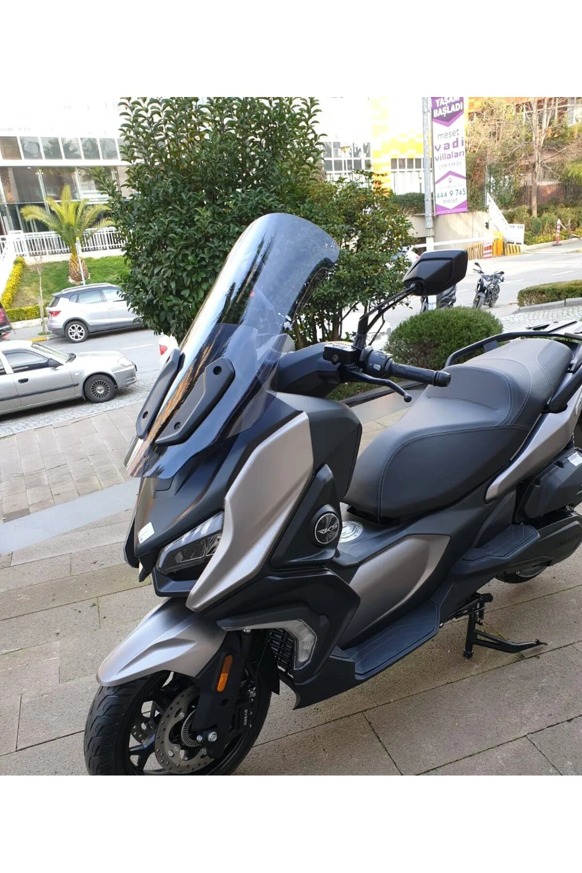 QJ Fort 350 Ön Cam 2023-2026 Model 74cm Füme Renkli 4mm UZUN