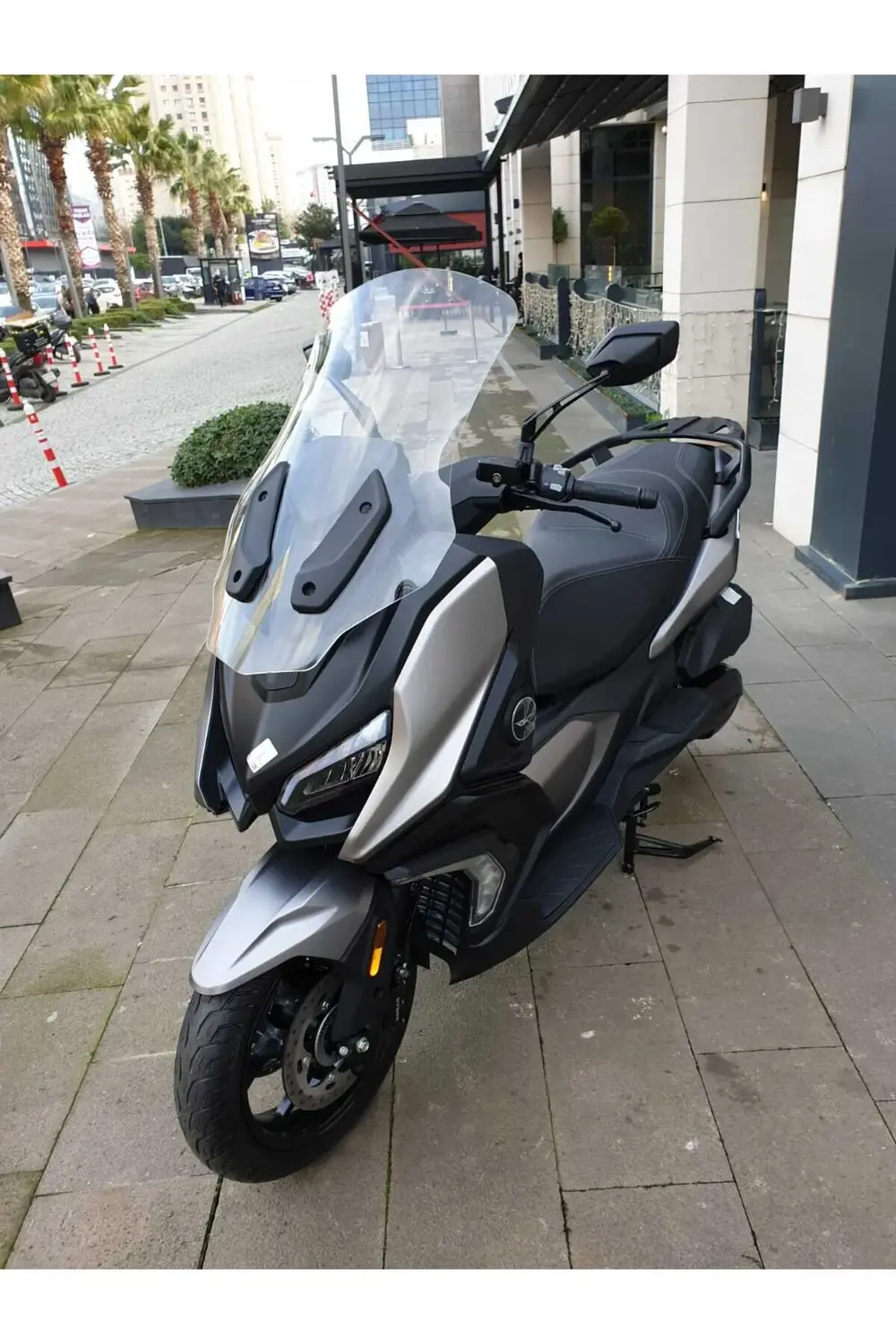 QJ Fort 350 Siperlik Ön Cam 2023-2025 Model 74cm Uyumlu Şeffaf Re