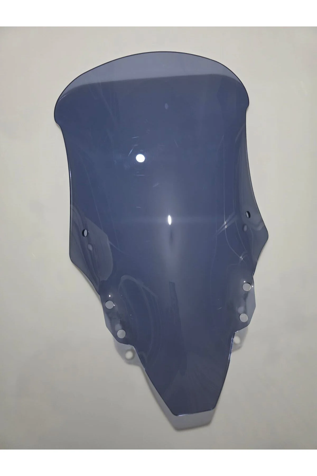 QJ SFT 900 Ön Cam 2023-2026 Model 61cm Füme Renkli 4mm