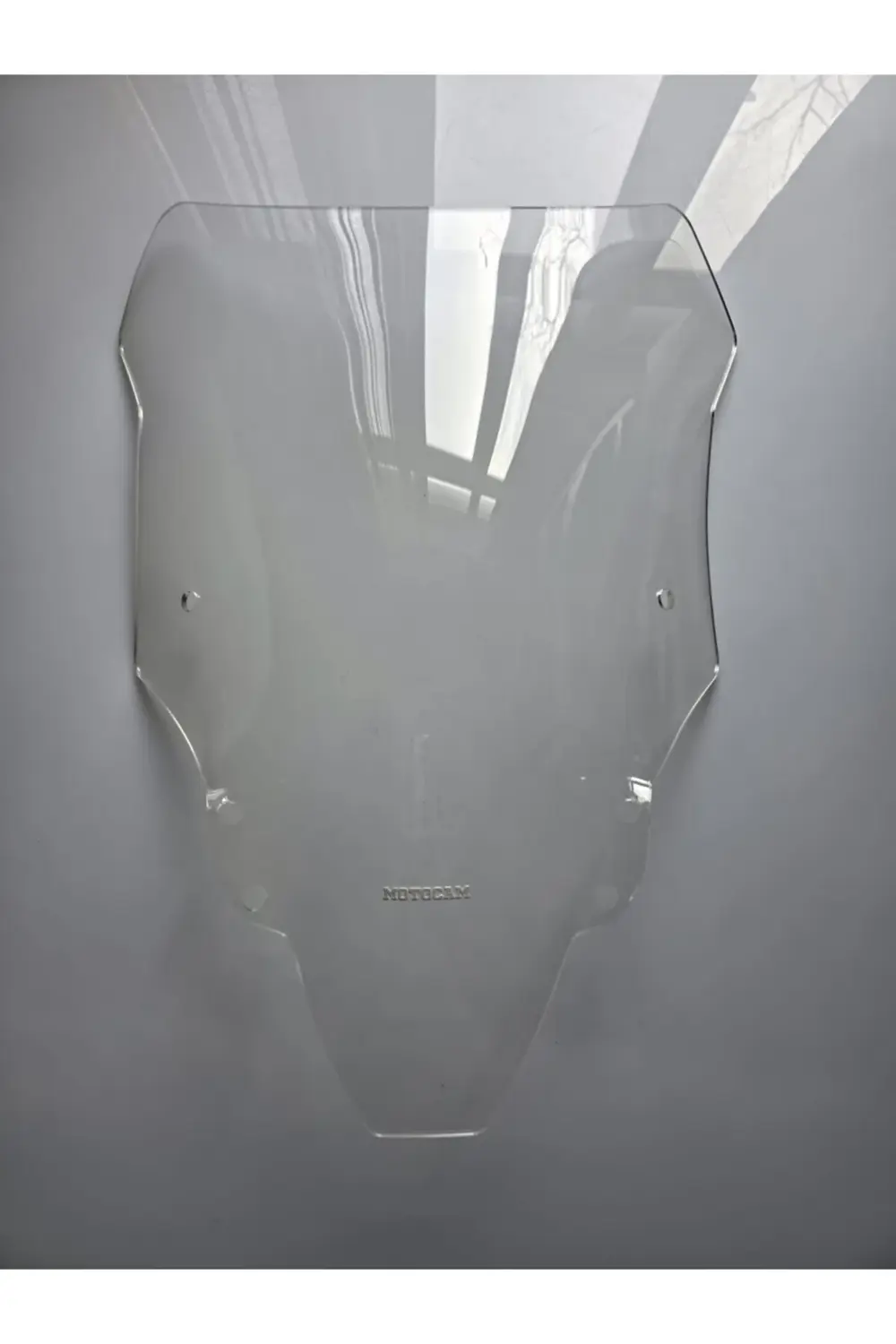 QJ SRT 900 Ön Cam 2023-2025 Model 55cm Şeffaf Renkli 4mm