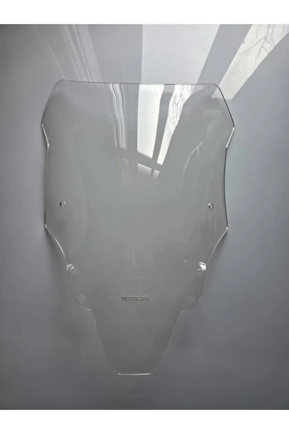 QJ SRT 900 Ön Cam 2023-2025 Model 55cm Şeffaf Renkli 4mm