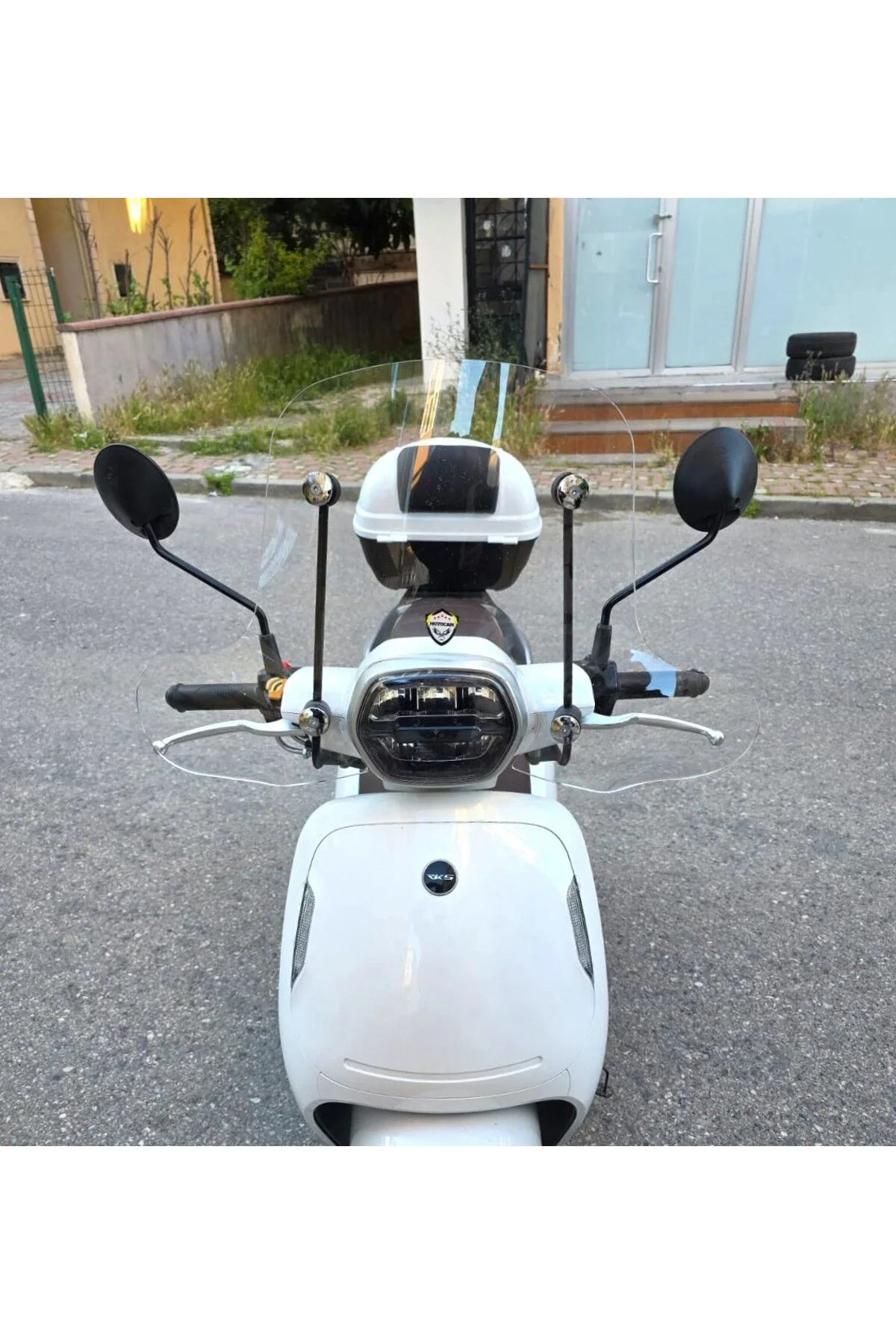 QJ VPS S 125 Ön Cam 2022-2026 Model 42cm Şeffaf Renkli 4mm Elcikli APARATSIZ