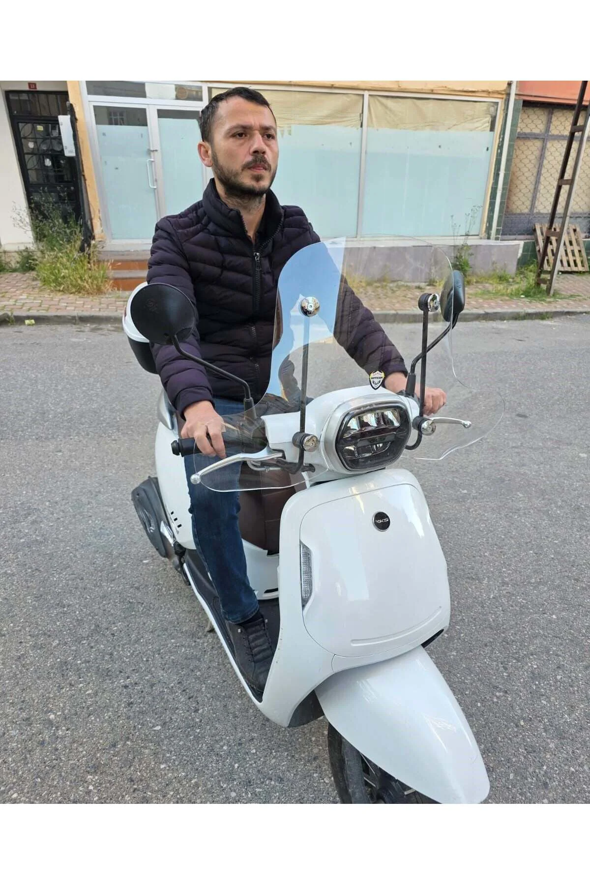 QJ VPS S 125 Ön Cam 2022-2026 Model 42cm Şeffaf Renkli 4mm Elcikli APARATSIZ