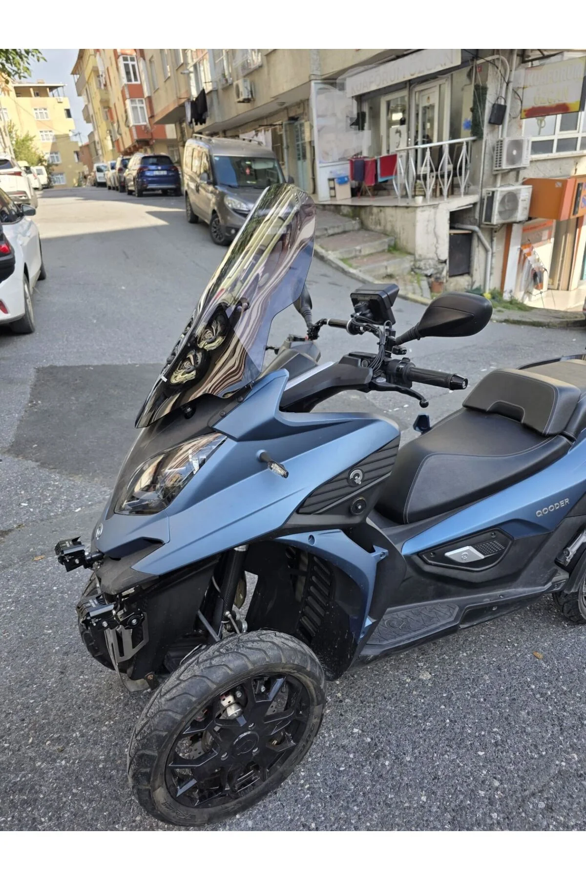 Qooder Quadro 4D Ön Cam 2019-2022 Model 65cm Füme Renkli 4mm Qooder Quadro 4D Ön Cam 2019-2022 Model 65cm Füme Renkli 4mm - Görsel 6