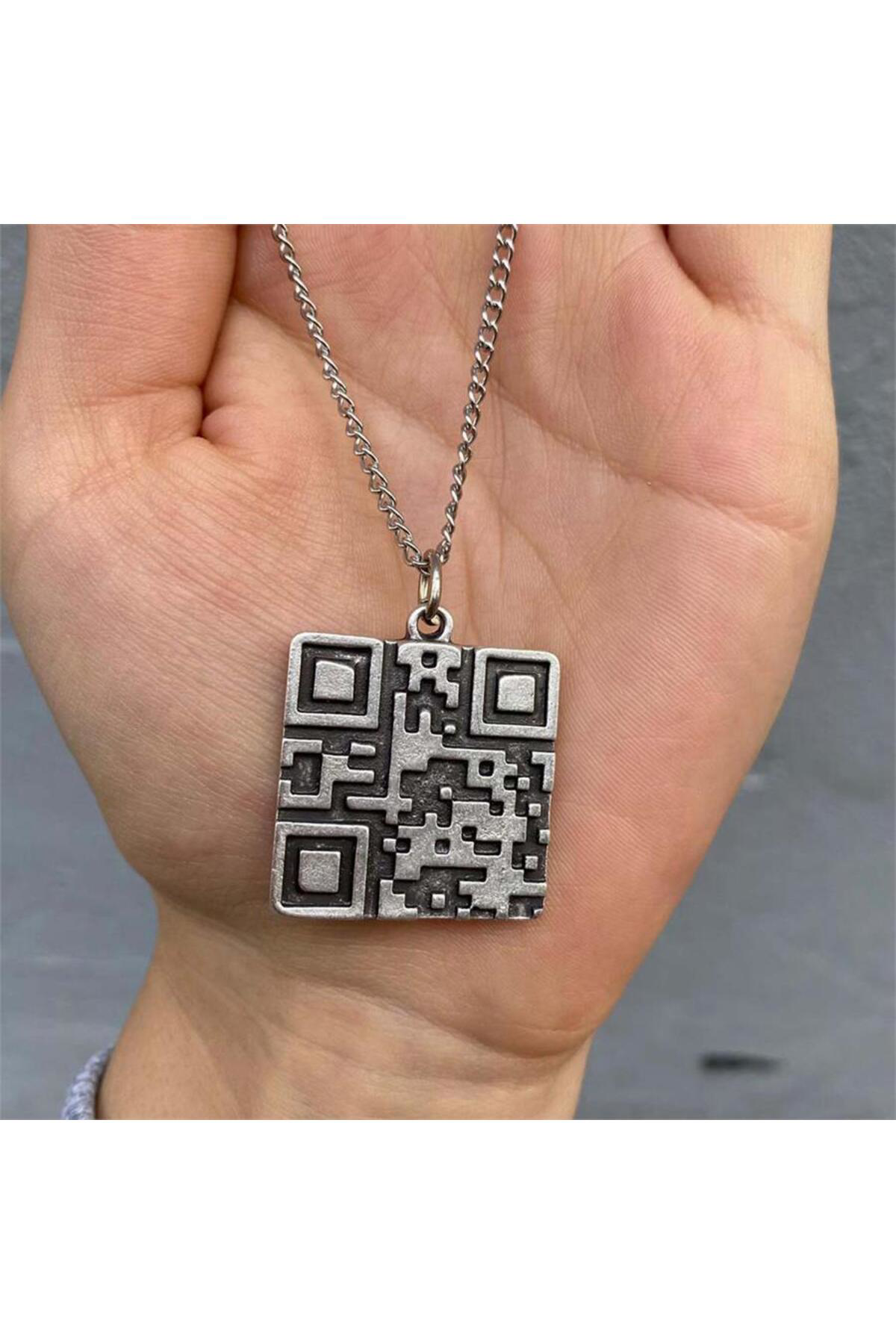 QR Karekod Zincirli Kolye