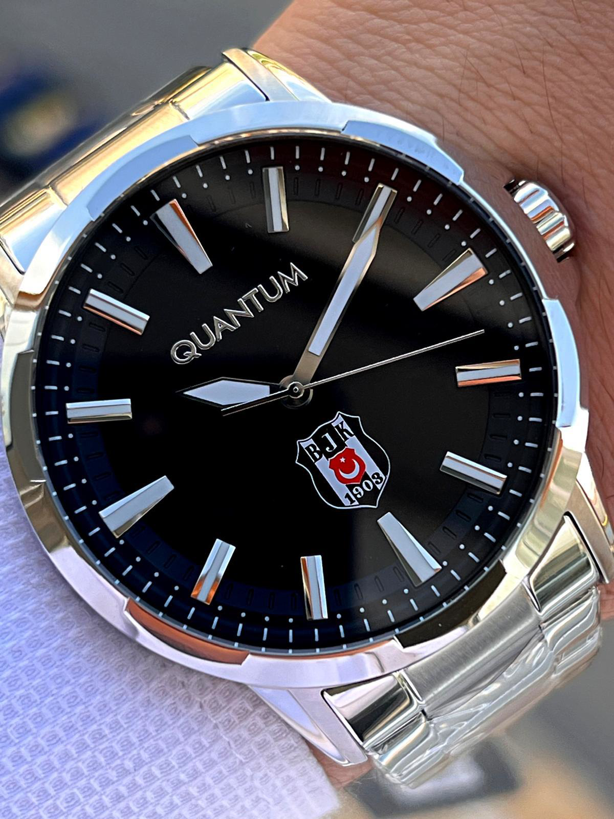 Quantum Beşiktaş Lisanslı Kasa Ve Kordon Çelik 2 Yıl Garantili Ta Quantum Beşiktaş Lisanslı Kasa Ve Kordon Çelik 2 Yıl Garantili Ta