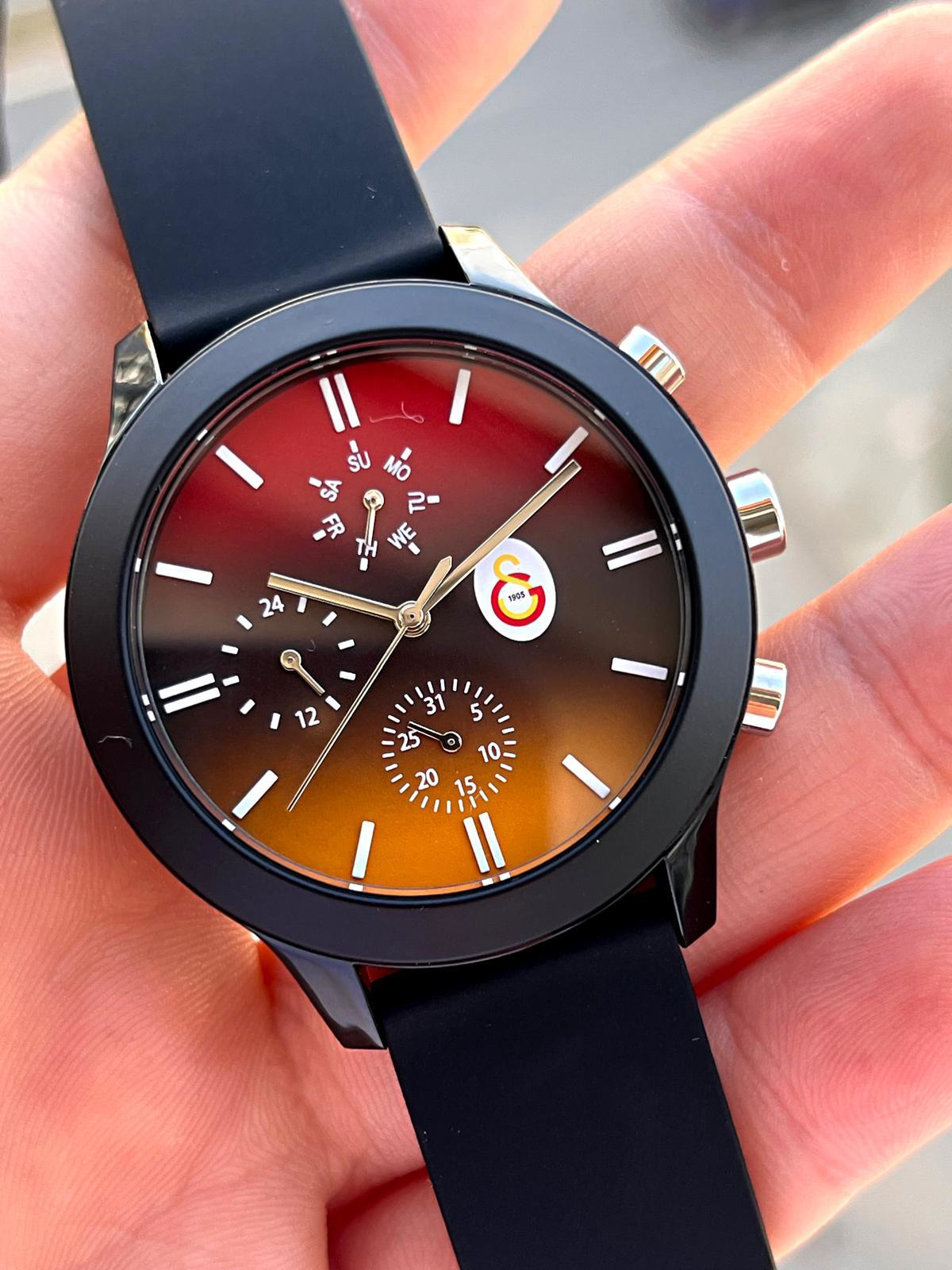 Quantum Galatasaray Lisanslı İç Fonksiyonları Aktif 3 Atm Silikon Quantum Galatasaray Lisanslı İç Fonksiyonları Aktif 3 Atm Silikon