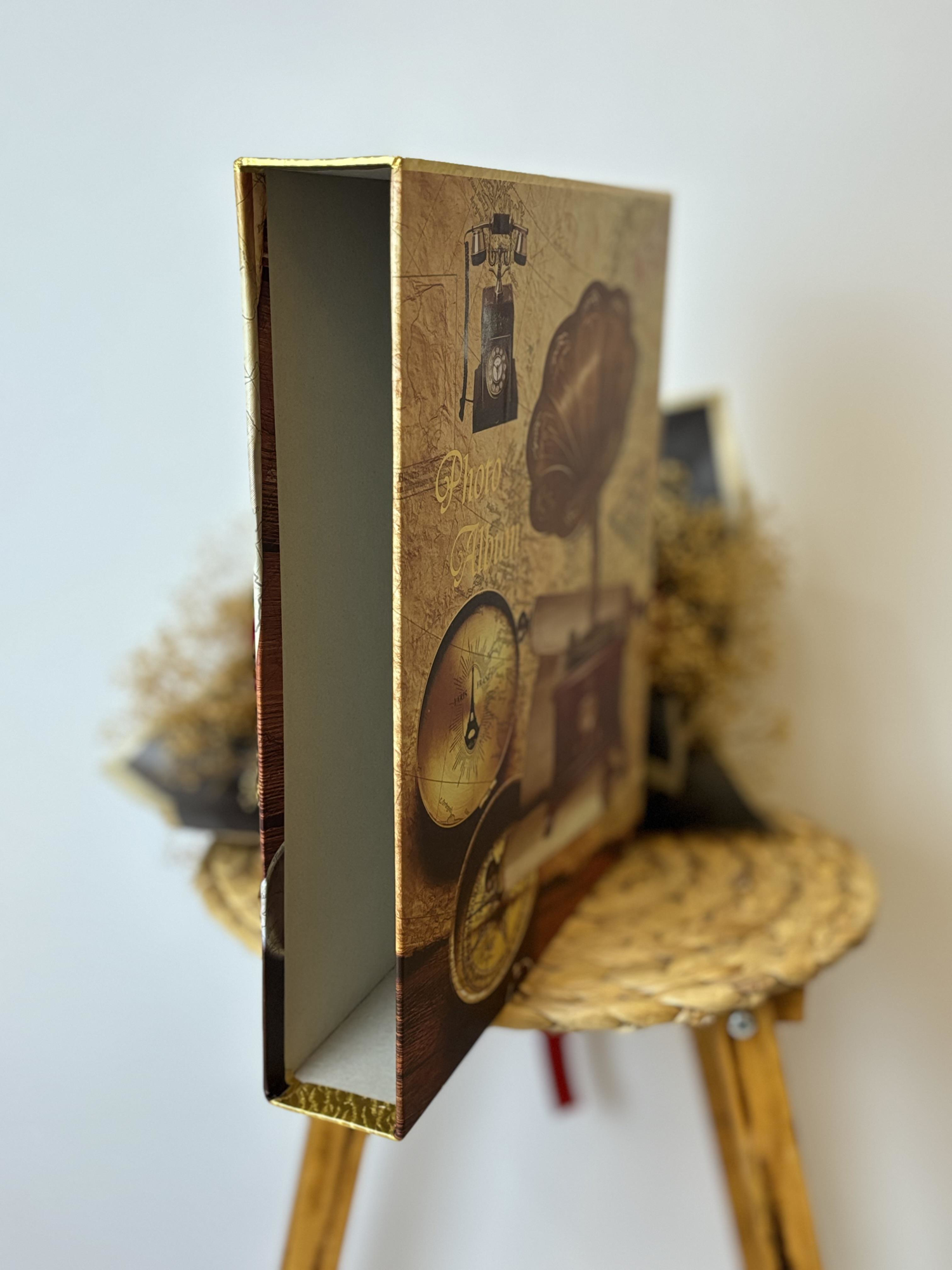 Rabsev Rs21 Fotoğraf Albümü 10X15cm 600 Lük Gramafon Desenli Kutu Rabsev Rs21 Fotoğraf Albümü 10X15cm 600 Lük Gramafon Desenli Kutu