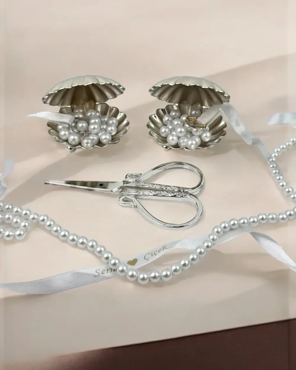 Radia İstidye Yüzüklük ve Söz Makası Seti Radia İstidye Yüzüklük ve Söz Makası Seti