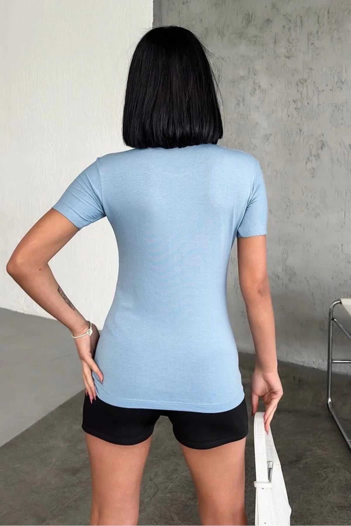 Rahat Ve Şık Kısa Kollu Bisiklet Yaka Likralı Viskon Penye Body B
