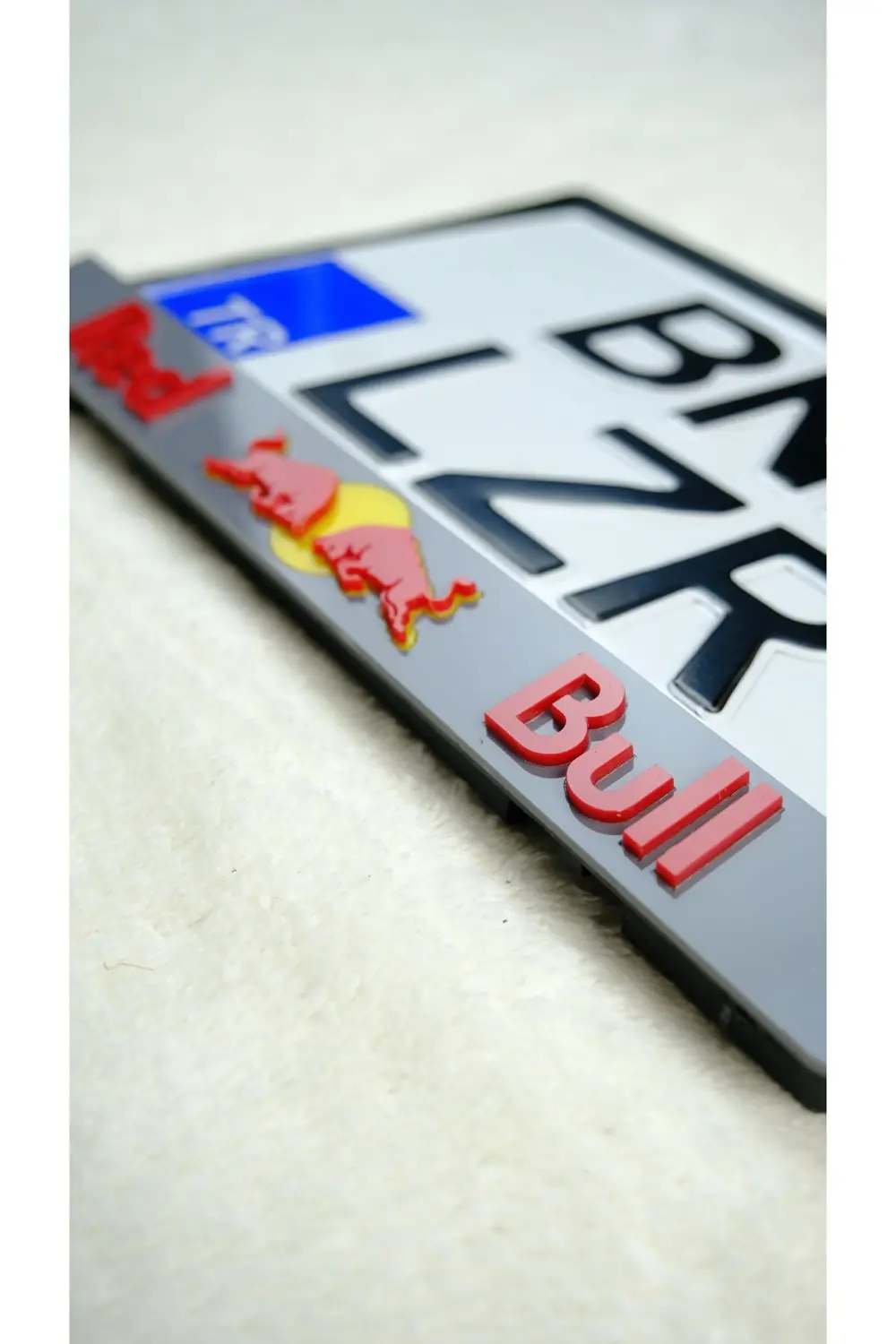 Red Bull 3D Uyumlu Lazer Kesim Pleksi Motor Plakalık