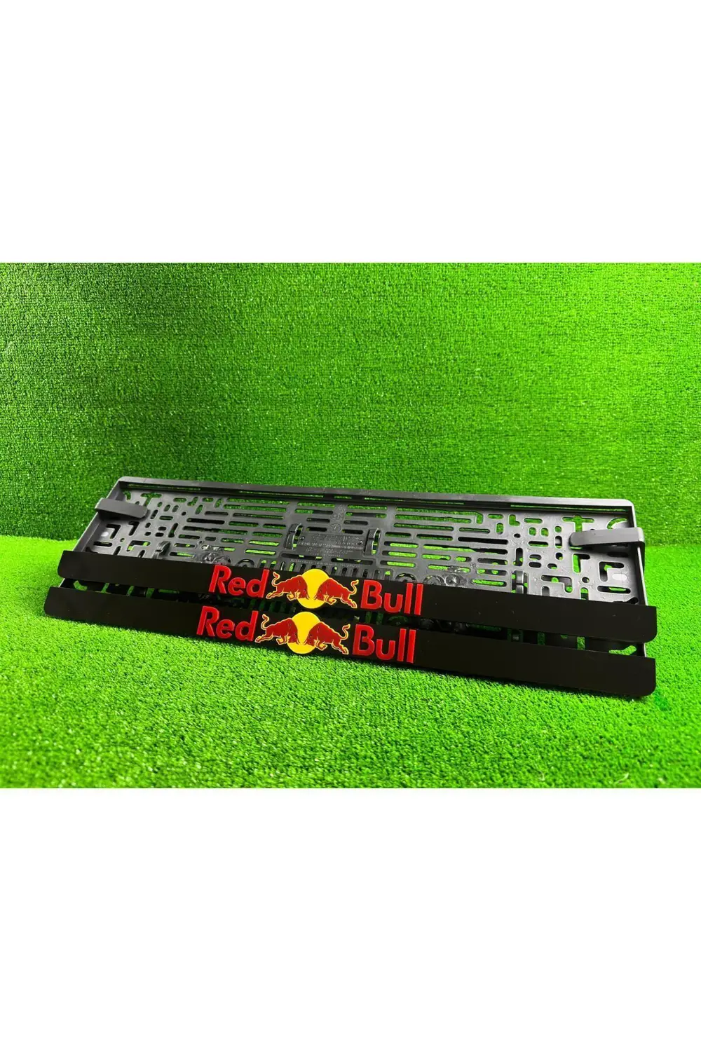 Red Bull Siyah 3d Kabrtmalı Pleksi Araba Plakalığı 1 Takım