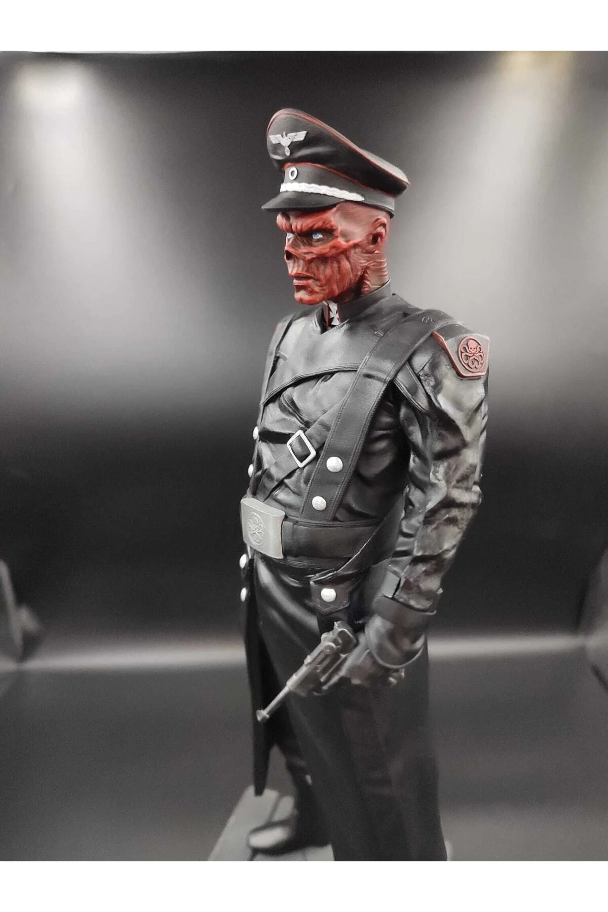 Red Skull Boyalı Figür 20 cm (büyük Boy)