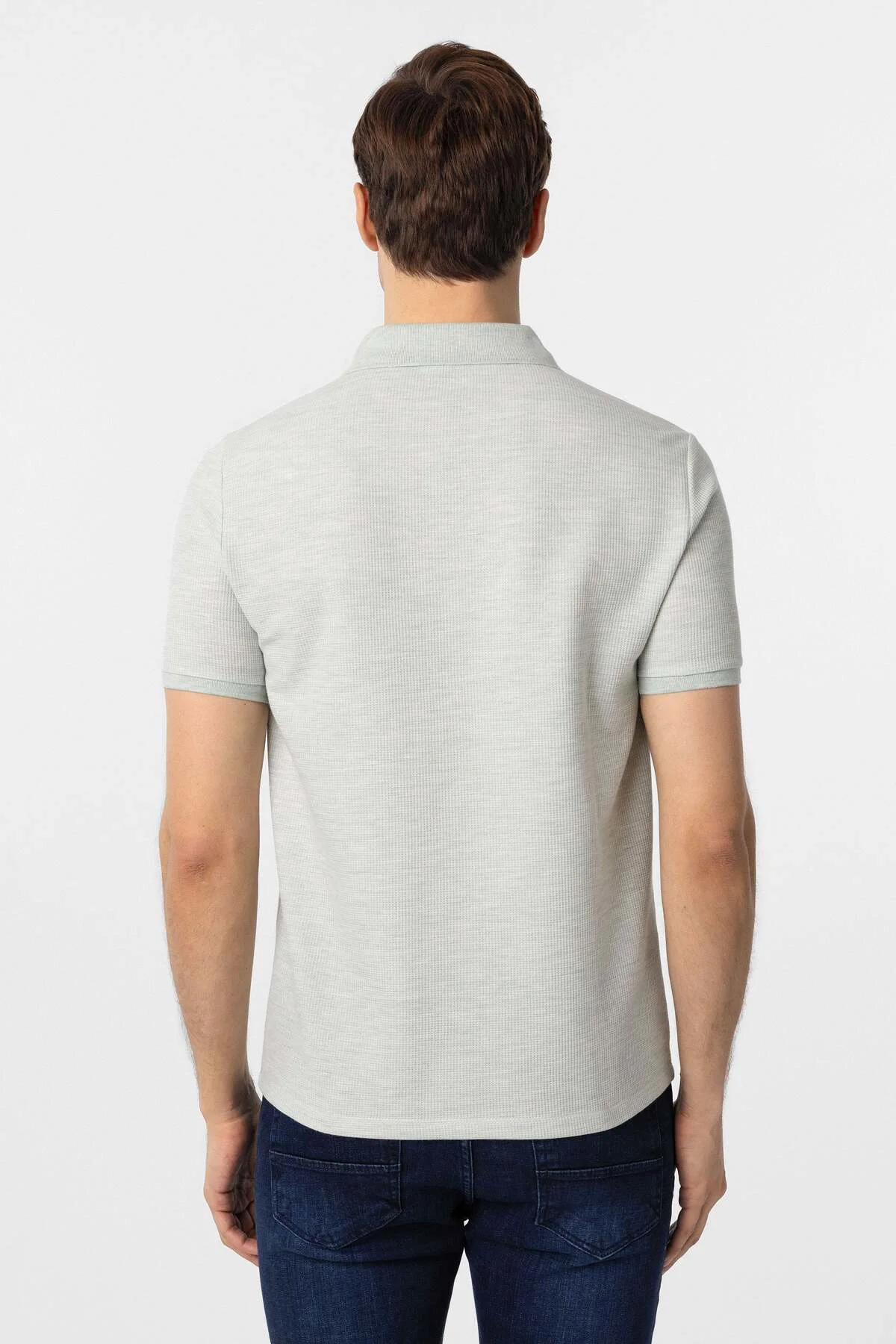 Regular Waffle Kumaş V Patlı Polo Yaka Nefes Alabilen Bej T-shirt Regular Waffle Kumaş V Patlı Polo Yaka Nefes Alabilen Bej T-shirt
