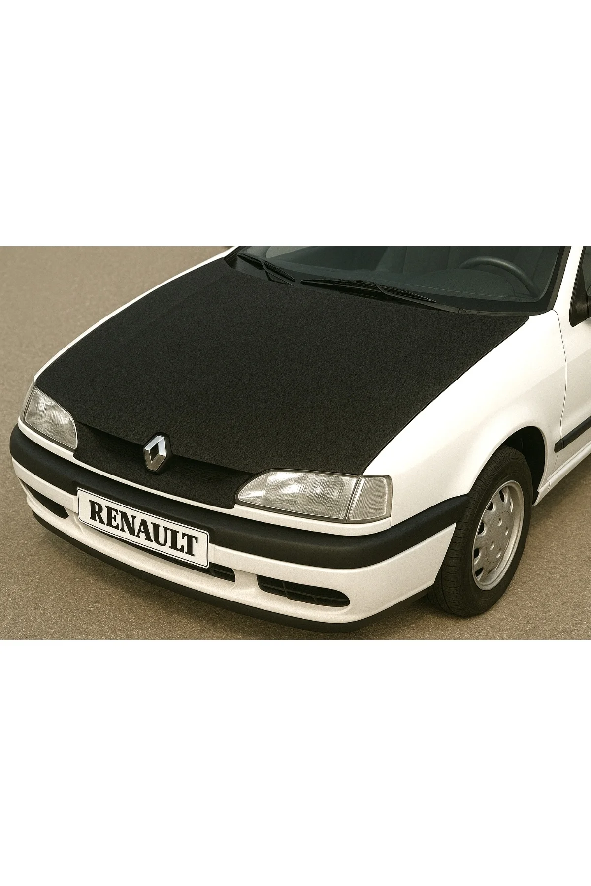 Renault 19 Kaput Maskesi – Sportif Görünüm ve Etkili Koruma – Suni Deri Kaplama - Görsel 3