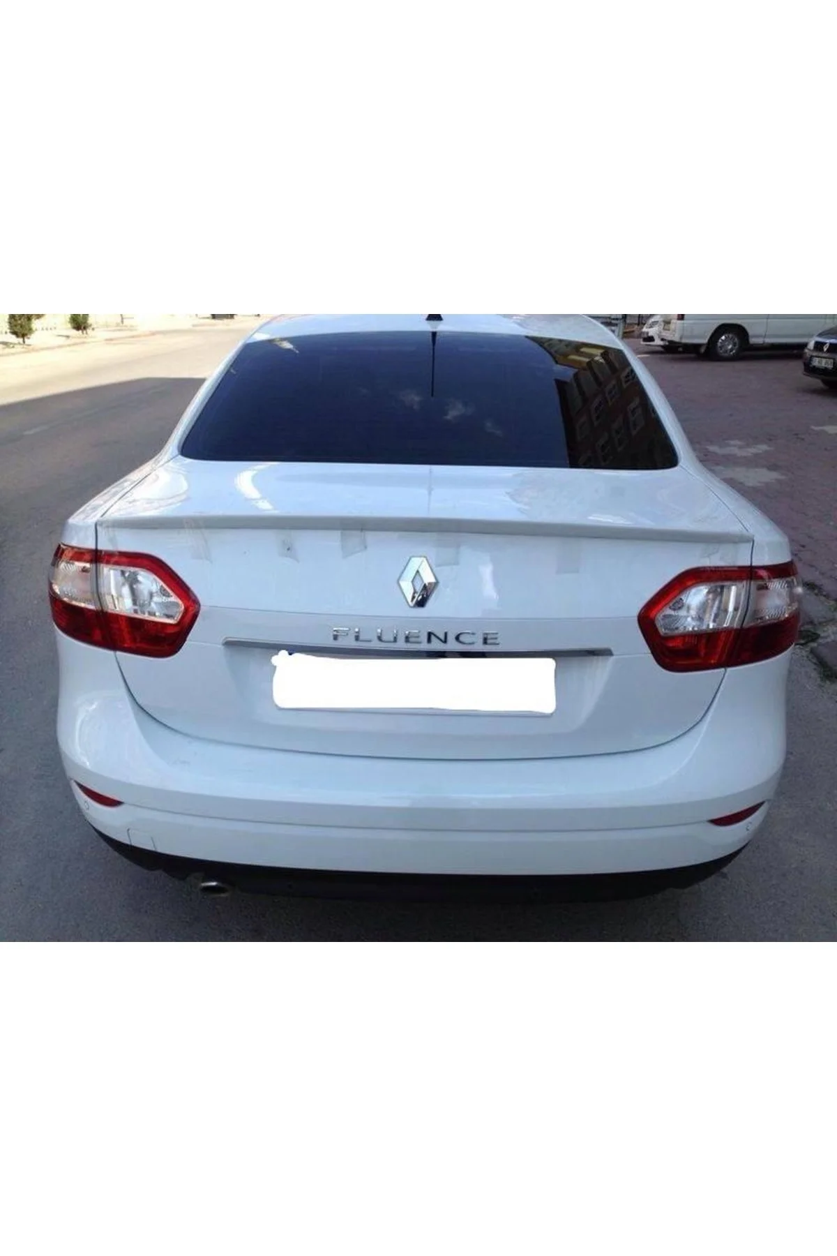 Renault Fluence Beyaz Spoyler (sry)