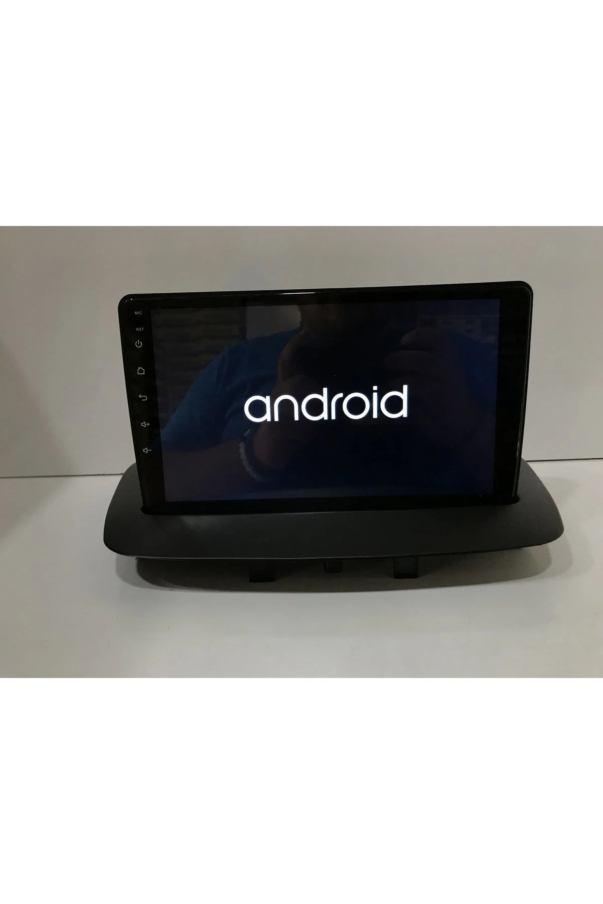 Renault Fluence Megane 3 Android 14 2-32 Multimedya Carplay Kamera