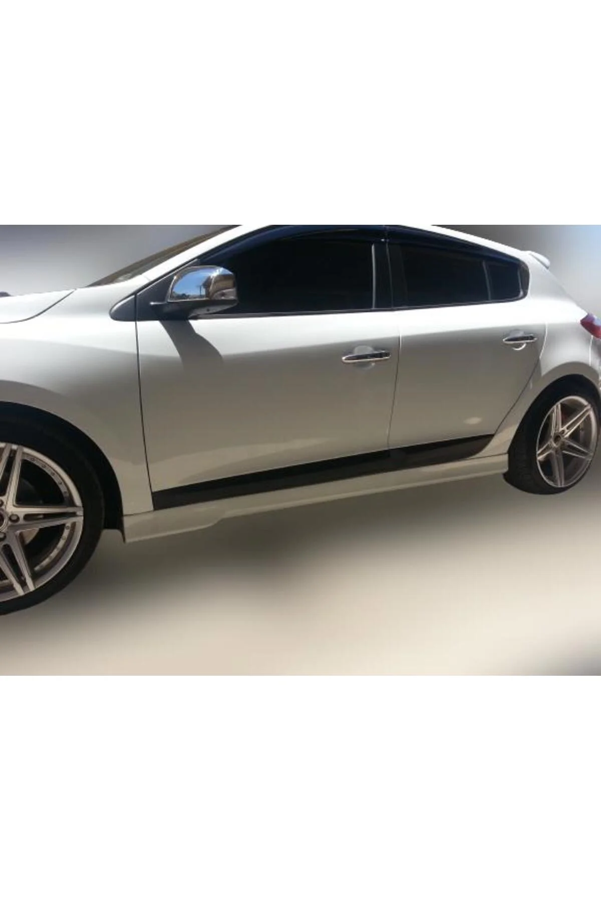 RENAULT LAGUNA 2 2003-2008 ASTARLI YAN MARŞPİYEL RENAULT LAGUNA 2 2003-2008 ASTARLI YAN MARŞPİYEL