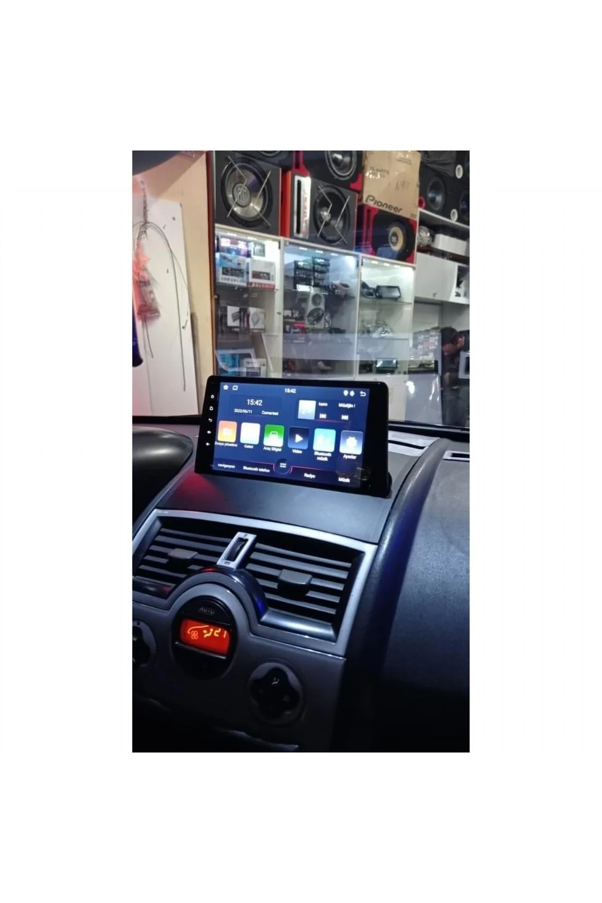 RENAULT MEGANE 2 ANDROİD 14 2-32 MULTİMEDYA CARPLAY-KAMERA-IPS