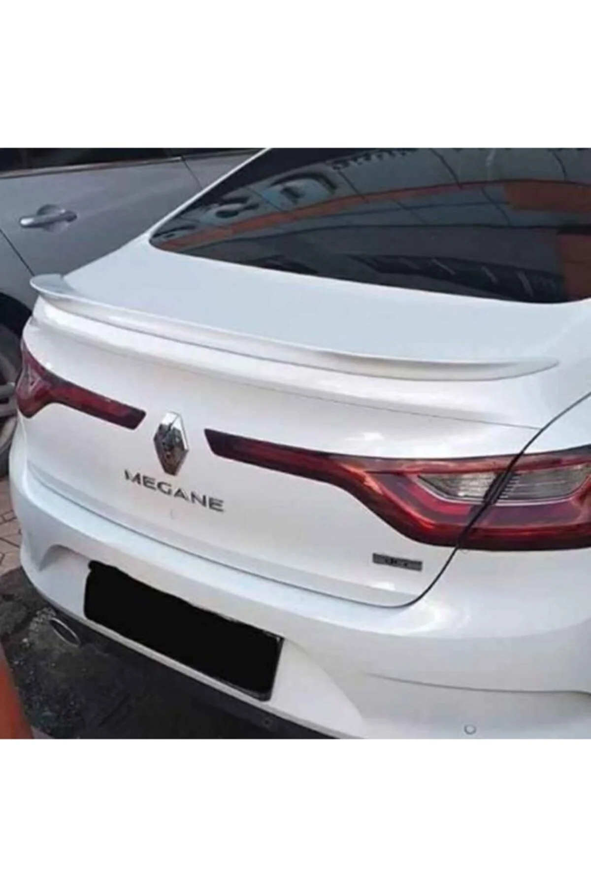 Renault Megane 4 Yarasa Beyaz Spoiler