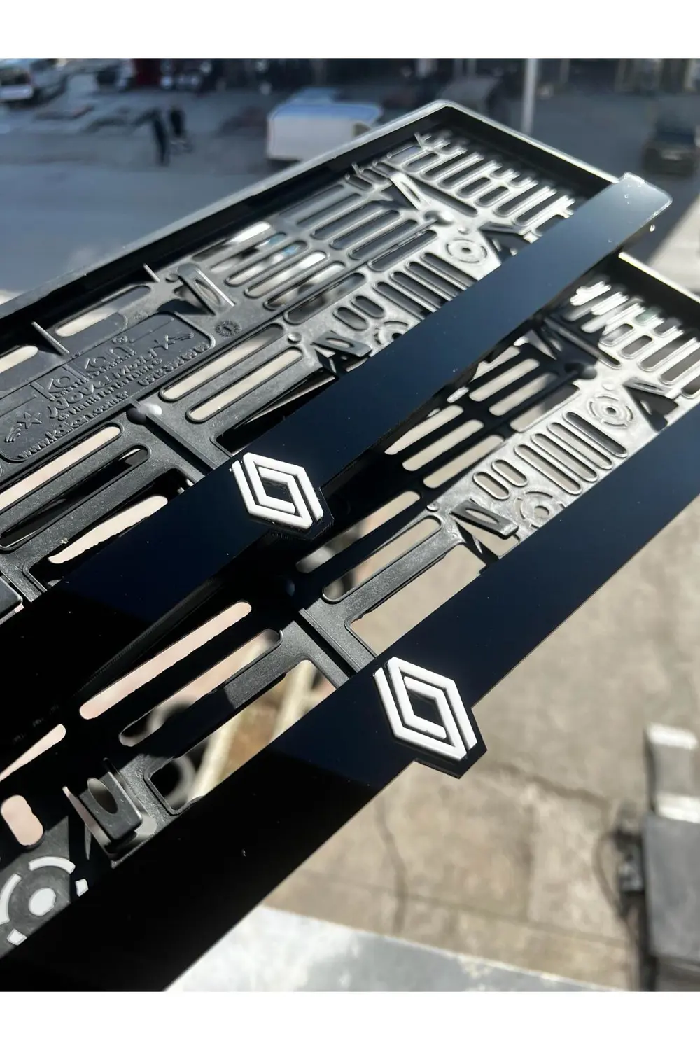 RENAULT Pleksi Plakalık