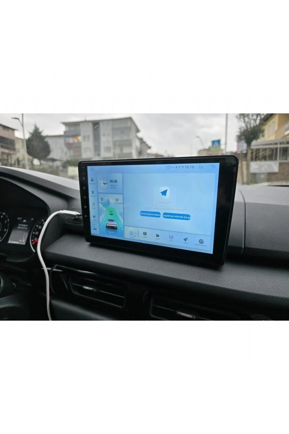 RENAULT TALİANT-SANDERO İLE UYUMLU ANDROİD CARPLAY MULTİMEDYA KAMERA 4-64GB