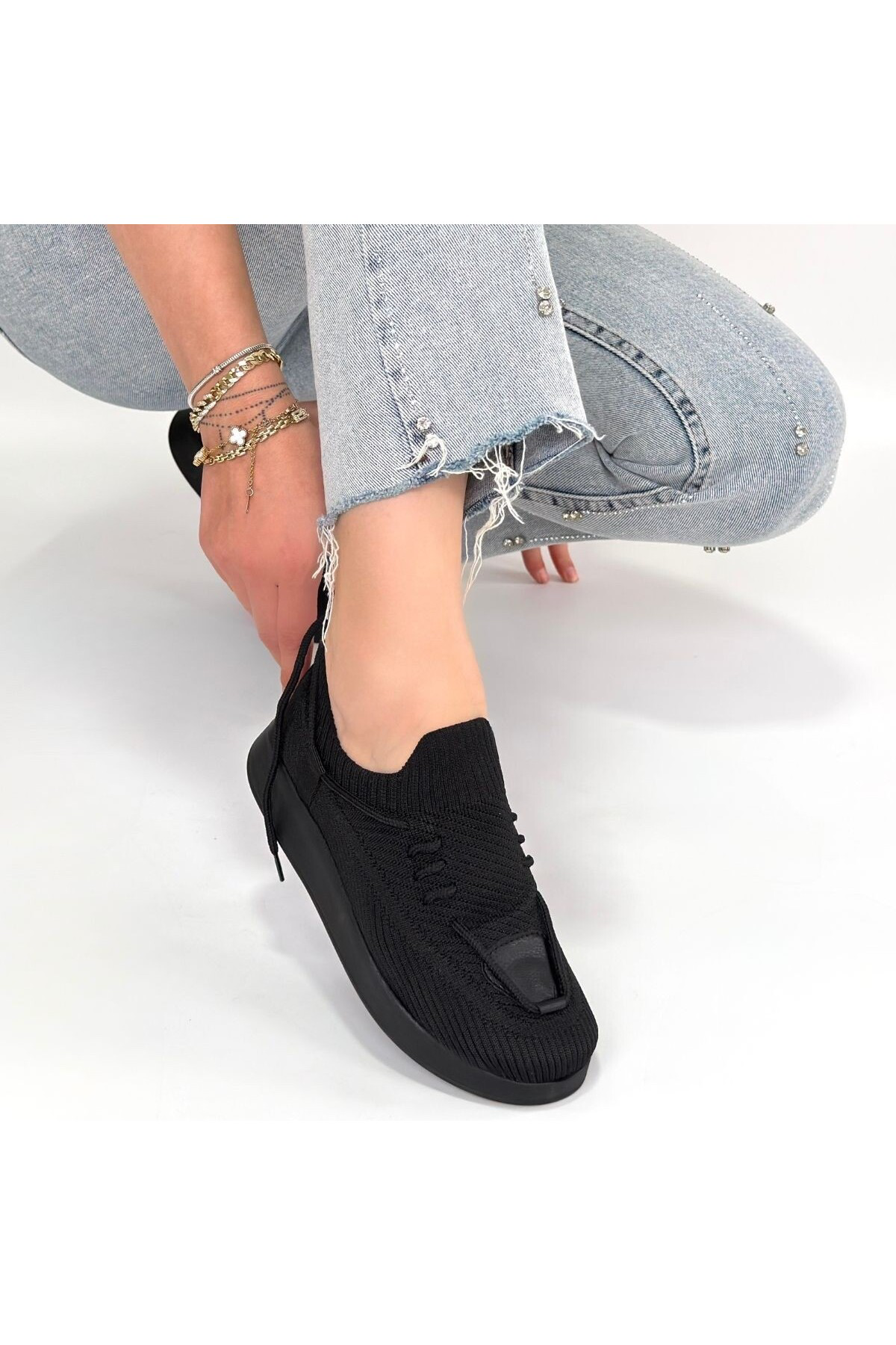 Renji Siyah Triko Bağcıklı Spor Ayakkabı - Lisinya