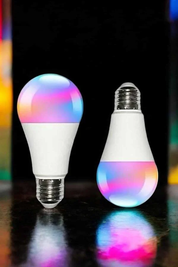Renk Değiştirebilen RGB Işıklı LED Ampul 15W A+ Enerji Sınıfı - Enerji Tasarruflu Akıllı Aydınlatma
