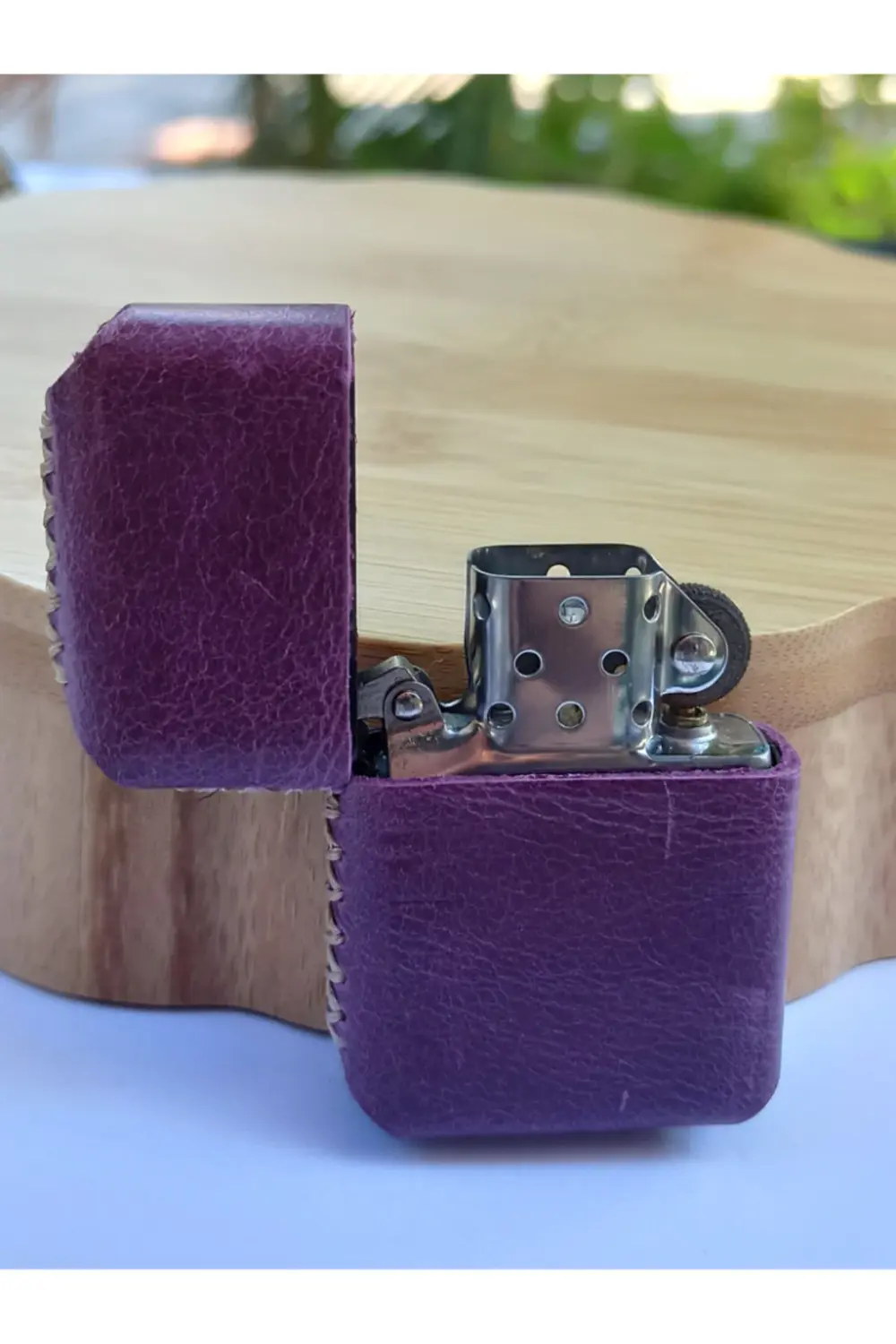 Renkli Gerçek Deri Kılıflı Özel Tasarım Benzinli Çakmak