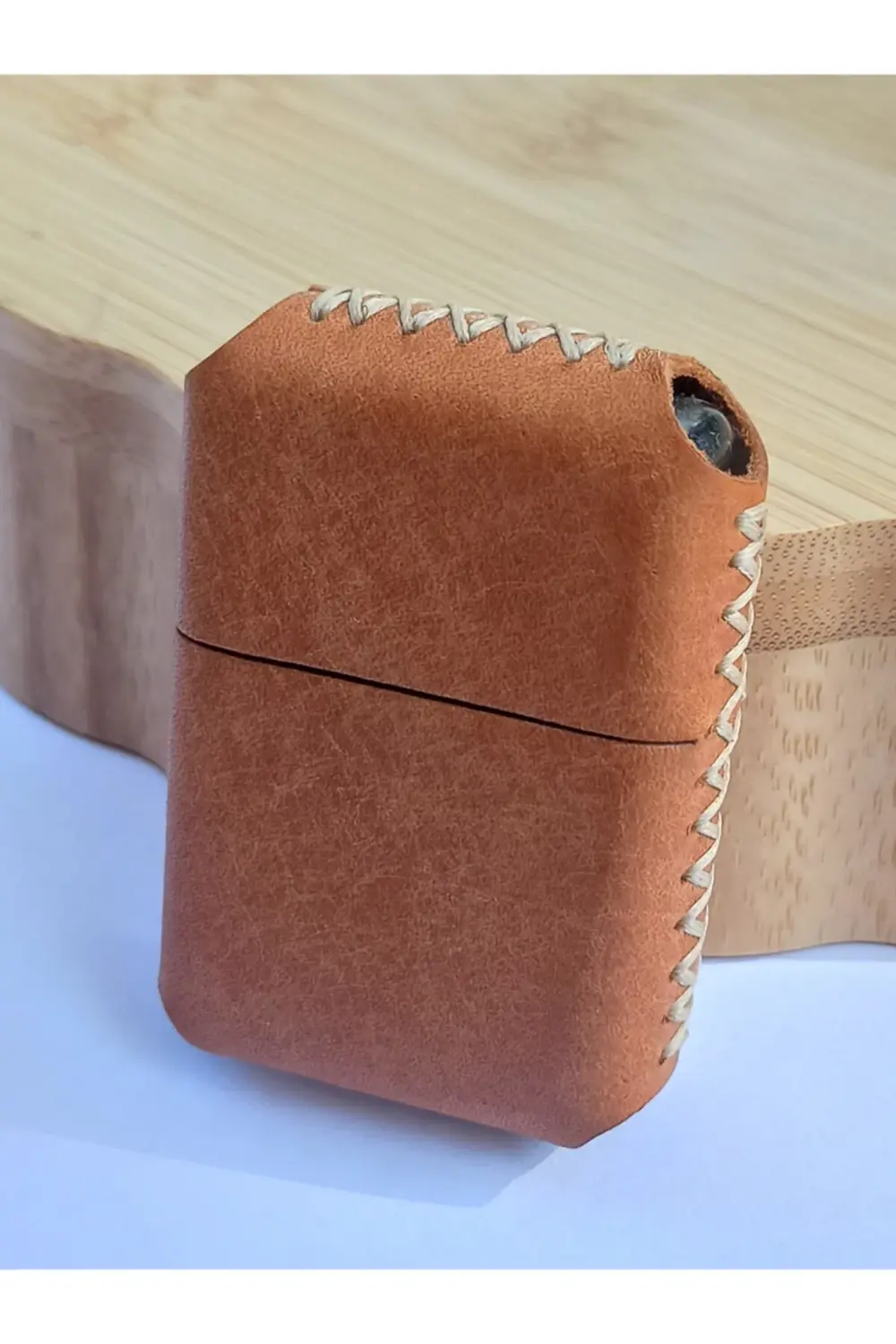 Renkli Gerçek Deri Kılıflı Özel Tasarım Benzinli Çakmak