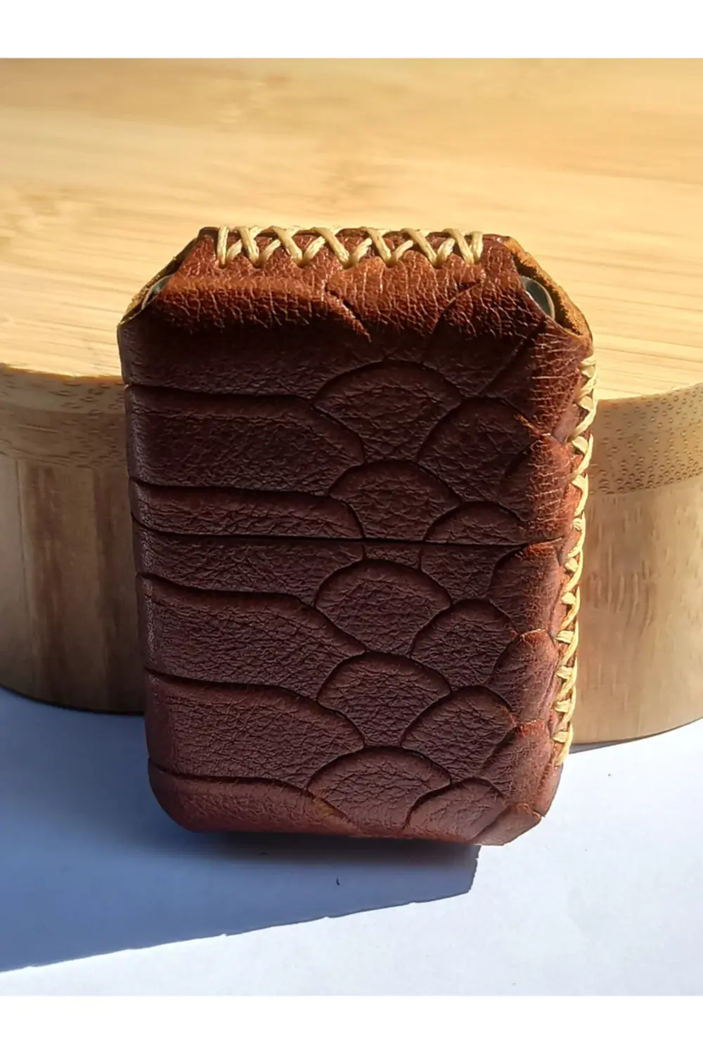 Renkli Gerçek Deri Kılıflı Özel Tasarım Benzinli Çakmak