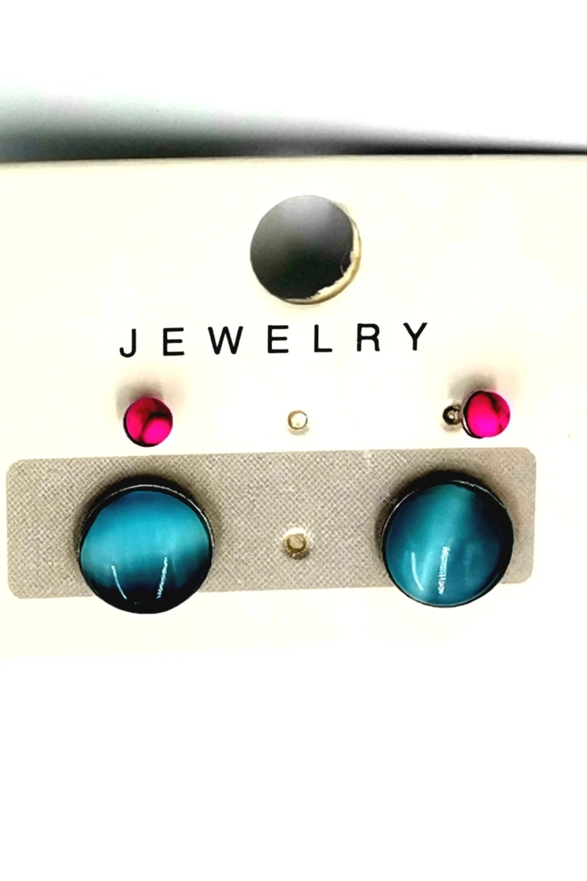 Renkli Kararmaz Papatya Figürlü Lüks Küpe