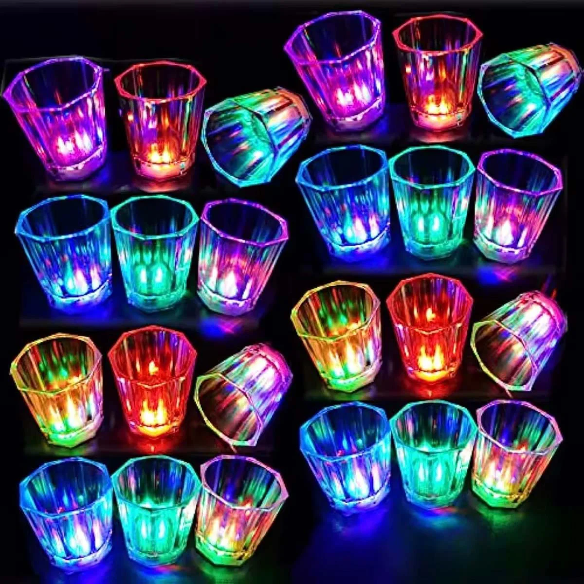 Renkli LED Parlayan Fiber Optik Işıklı Bardak - Parti ve Düğün İçin Glow Bardak 5,5x5,5 Cm Fiyatı, Yorumları ve Özellikleri